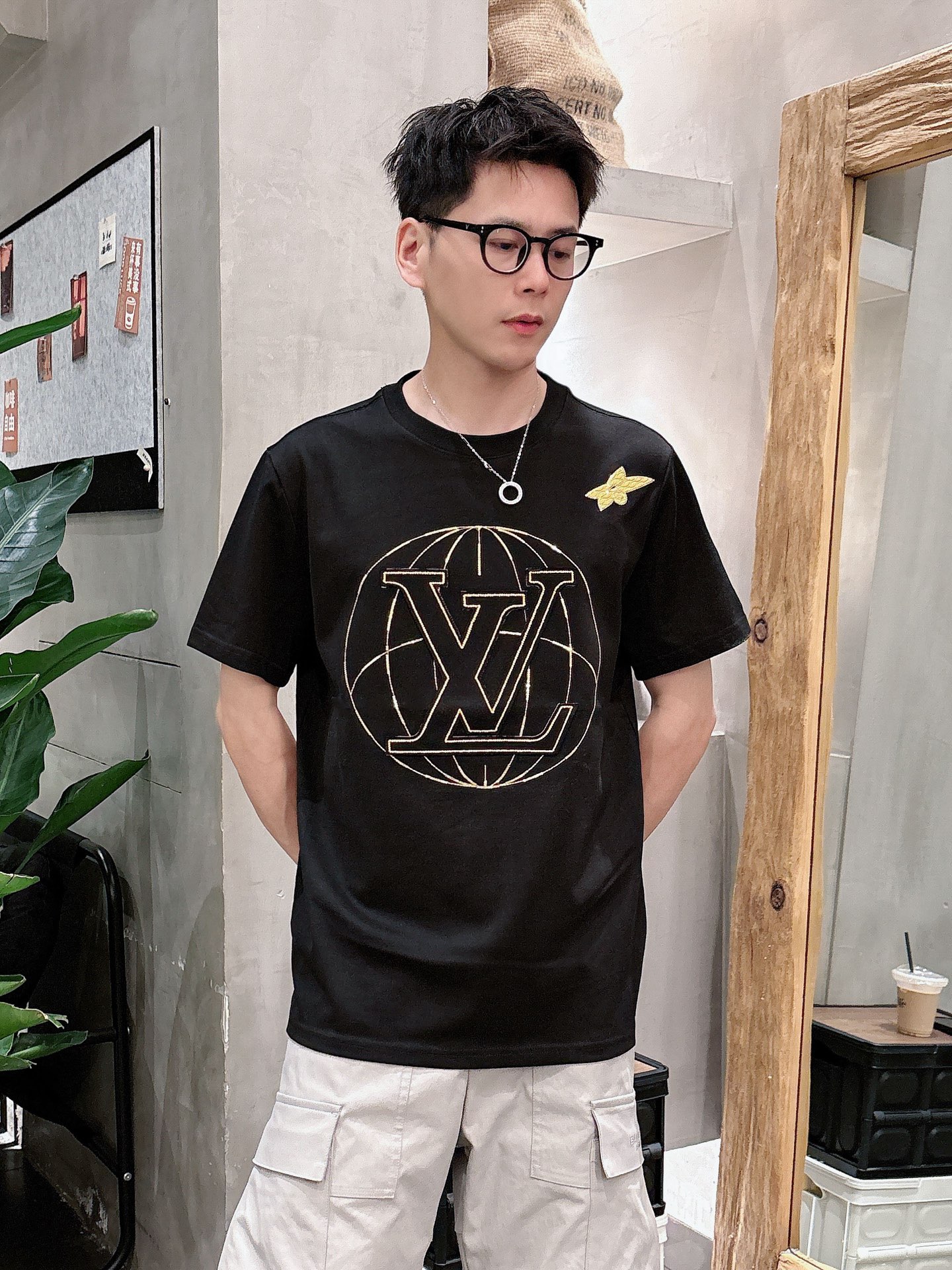 Louis Vuitton Male Basic Clothing Black S-m-l-xl