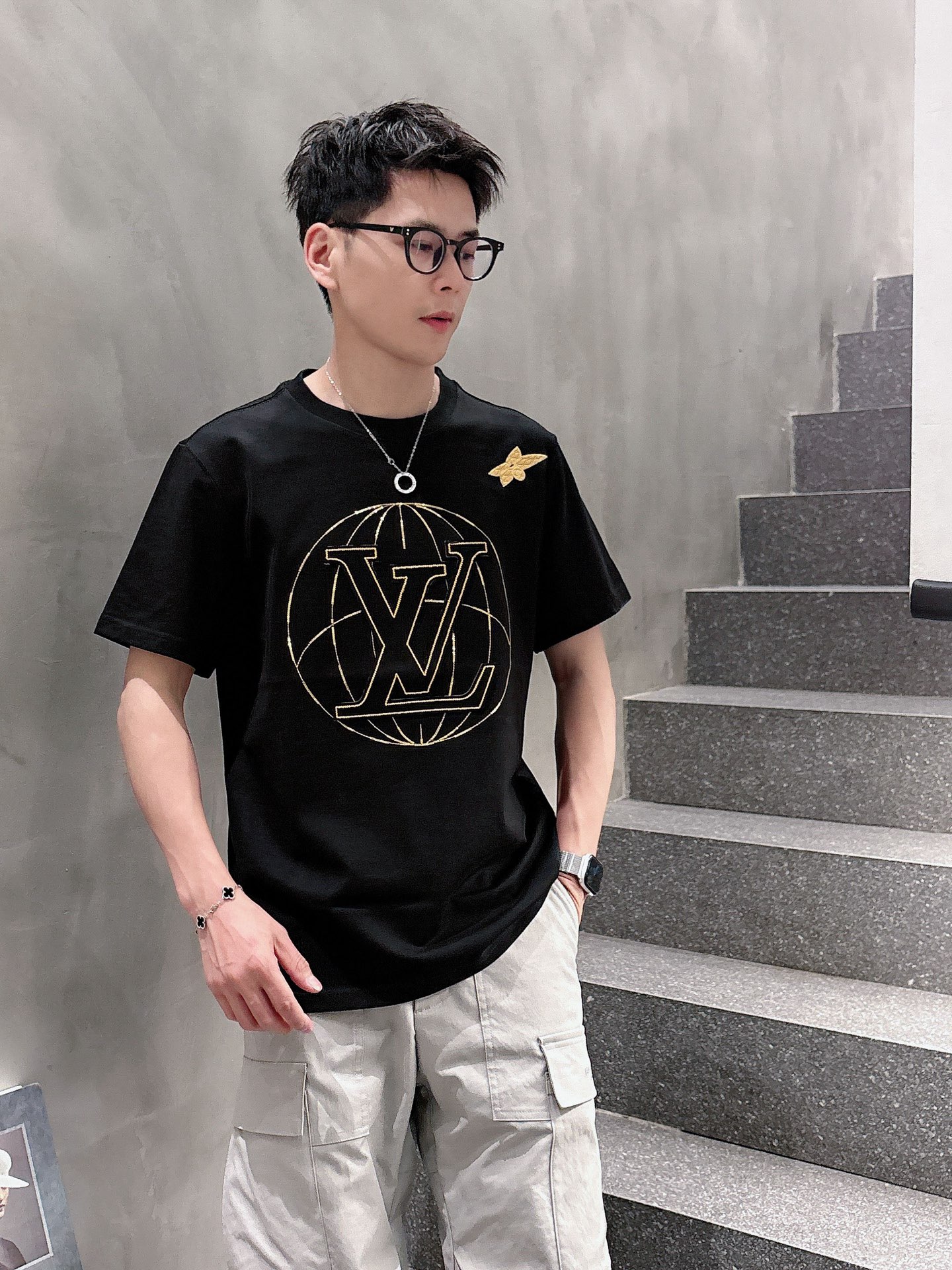 Louis Vuitton Male Basic Clothing Black S-m-l-xl
