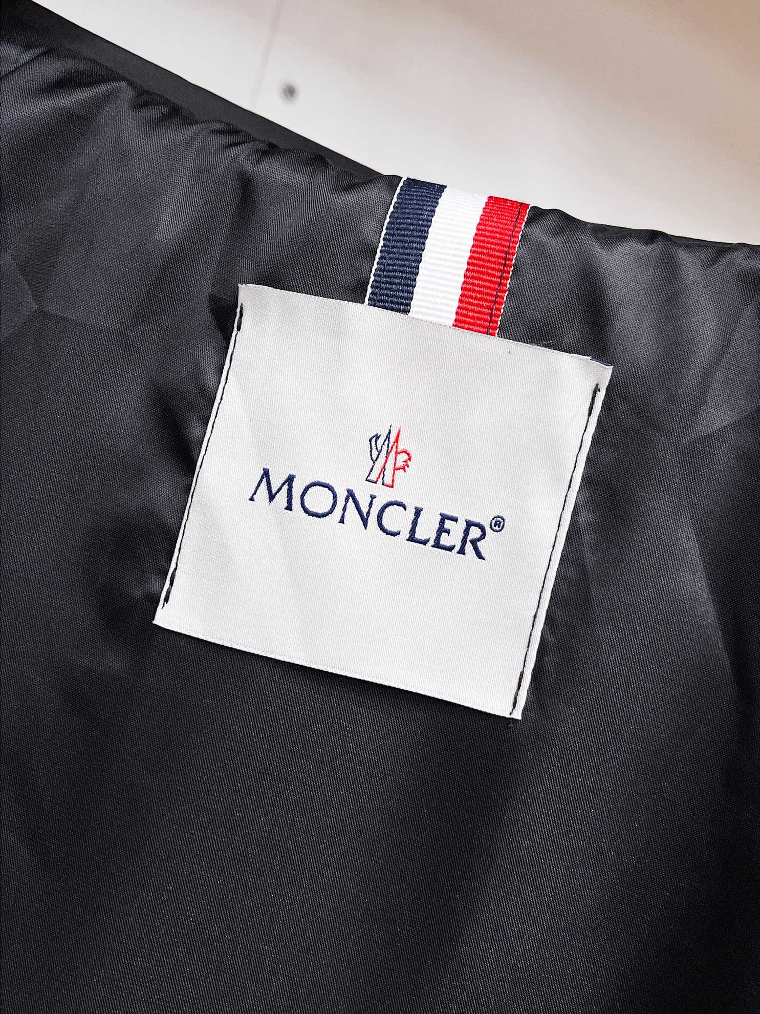 Moncler Male Jacket M-l-xl