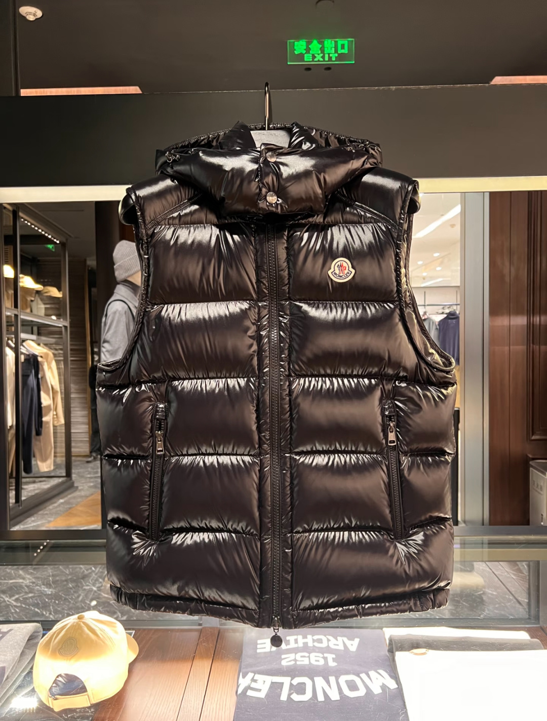 Moncler Male Down Vest Hooded S-m-l