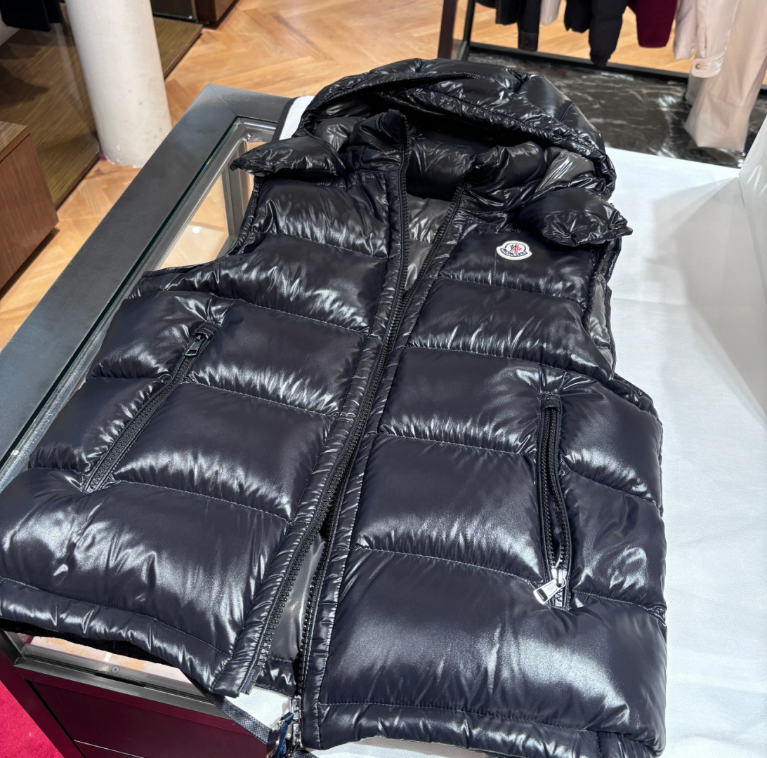 Moncler Male Down Vest Hooded S-m-l
