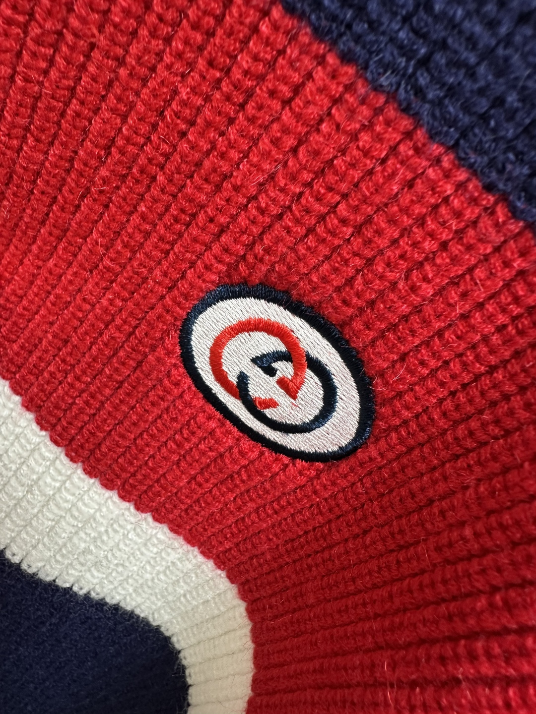 Gucci Basic Clothing Wool M-l-xl