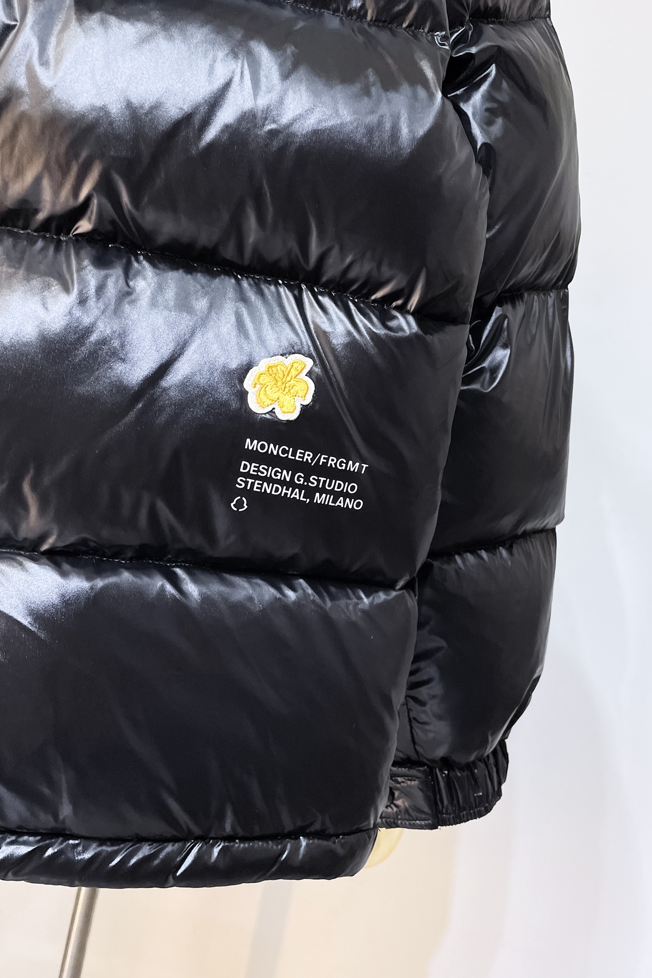 Moncler Couple Down Jacket M-l