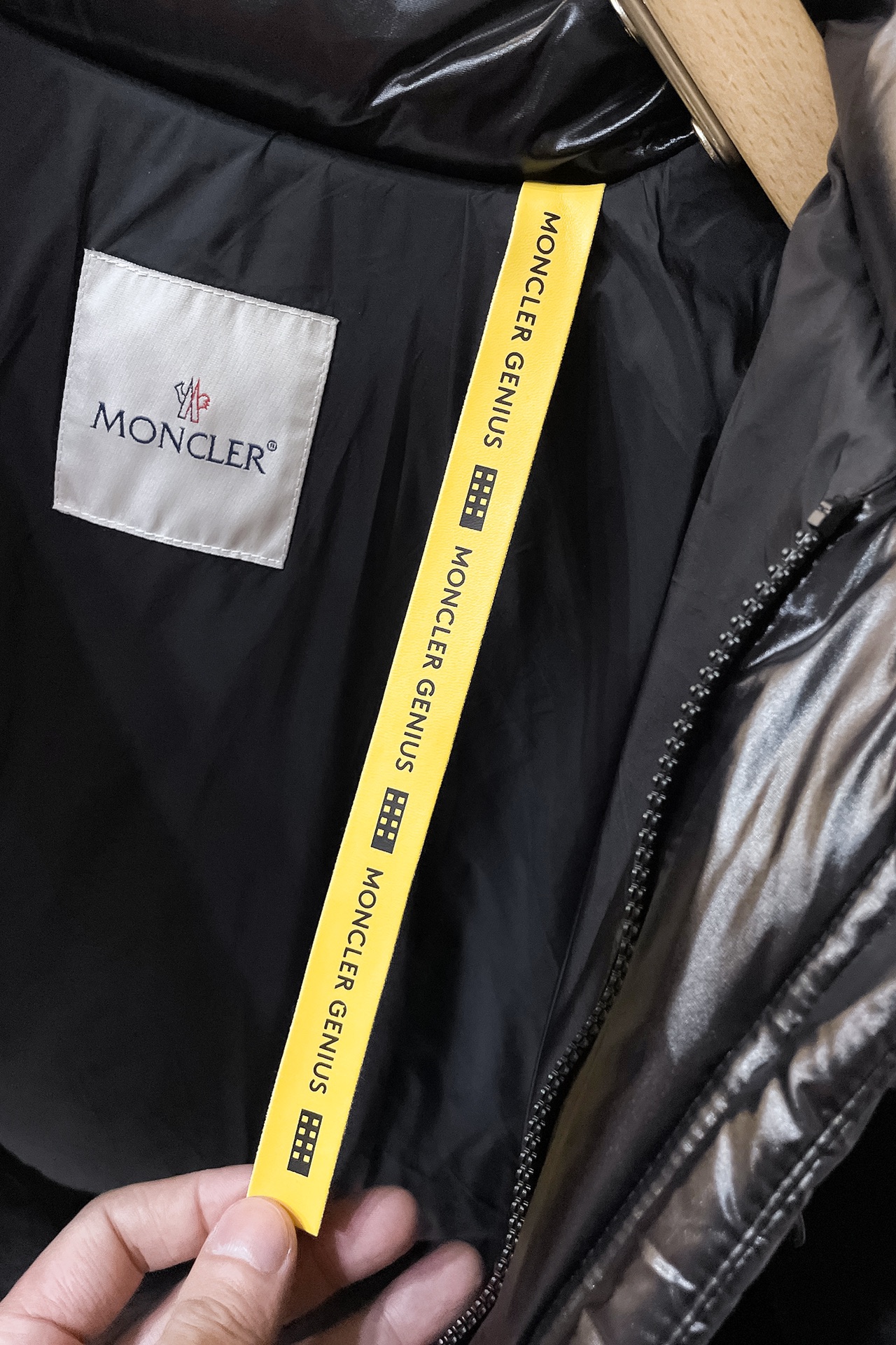 Moncler Couple Down Jacket M-l