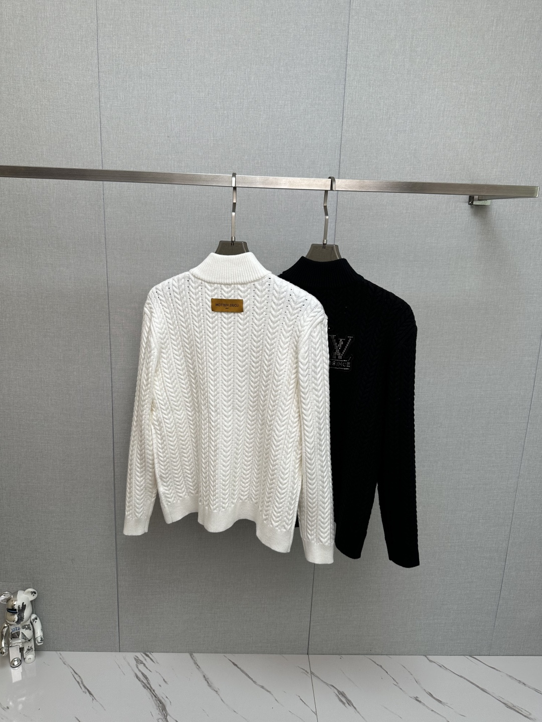 Louis Vuitton Basic Clothing Wool M-l-xl