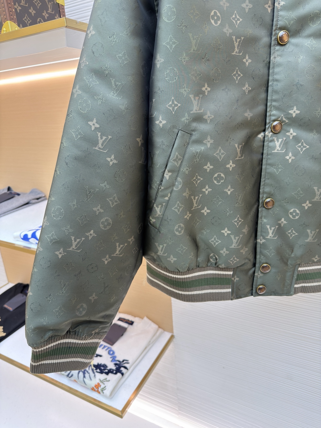 Louis Vuitton Male Jacket M-l-xl