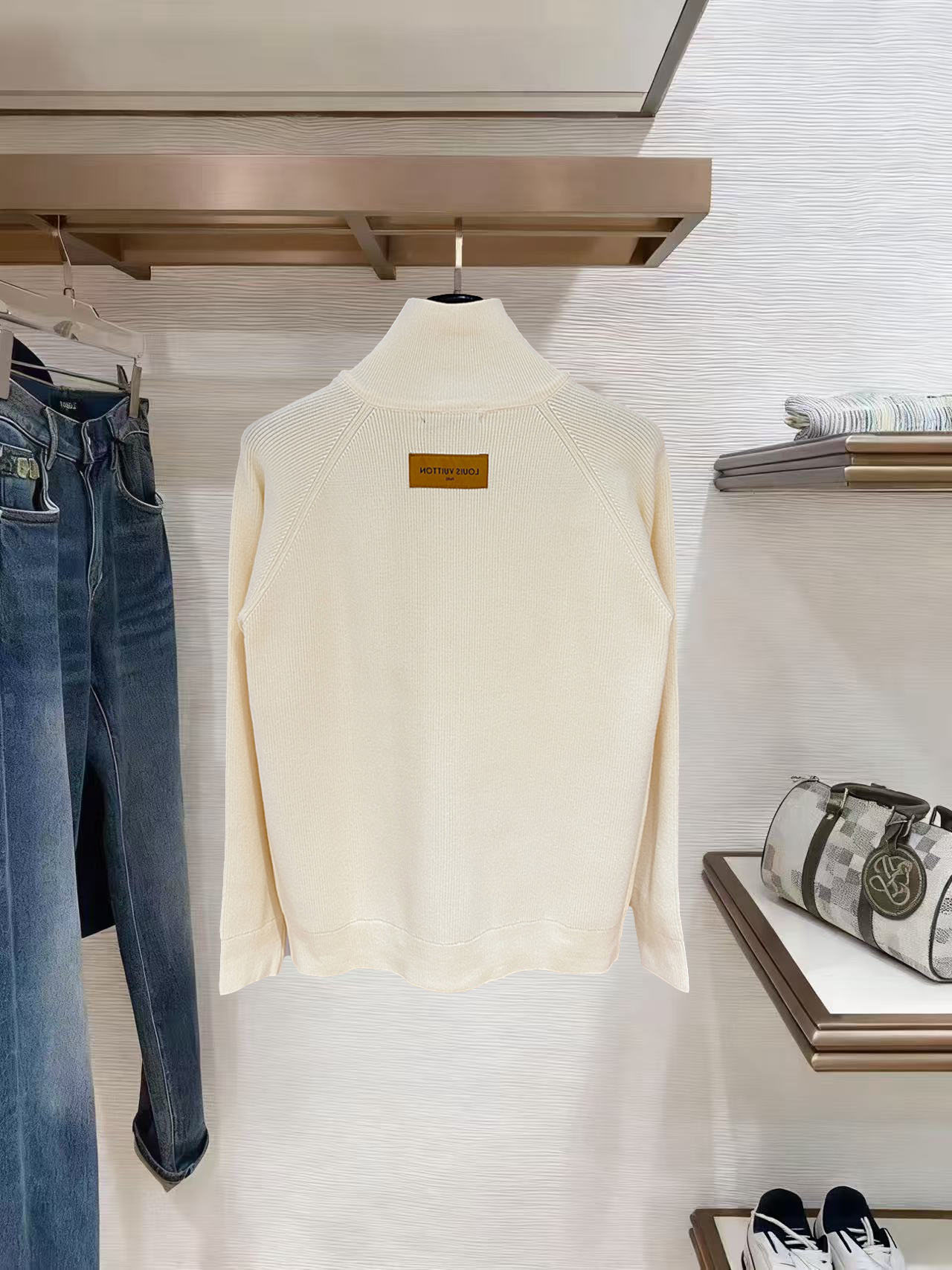 Louis Vuitton Basic Clothing Wool M-l-xl