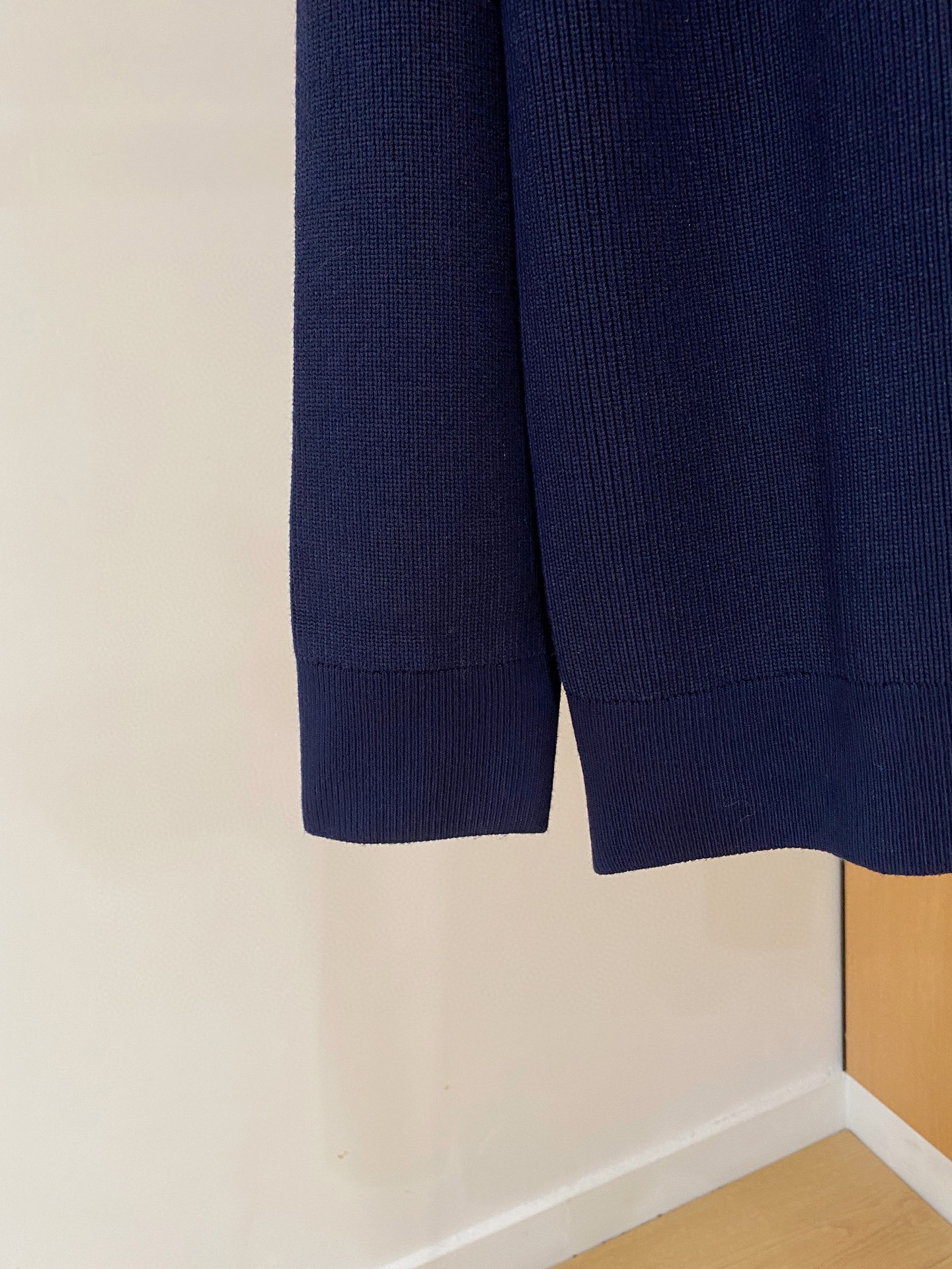 Louis Vuitton Basic Clothing Wool M-l-xl