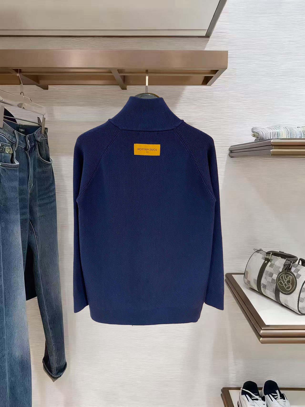 Louis Vuitton Basic Clothing Wool M-l-xl