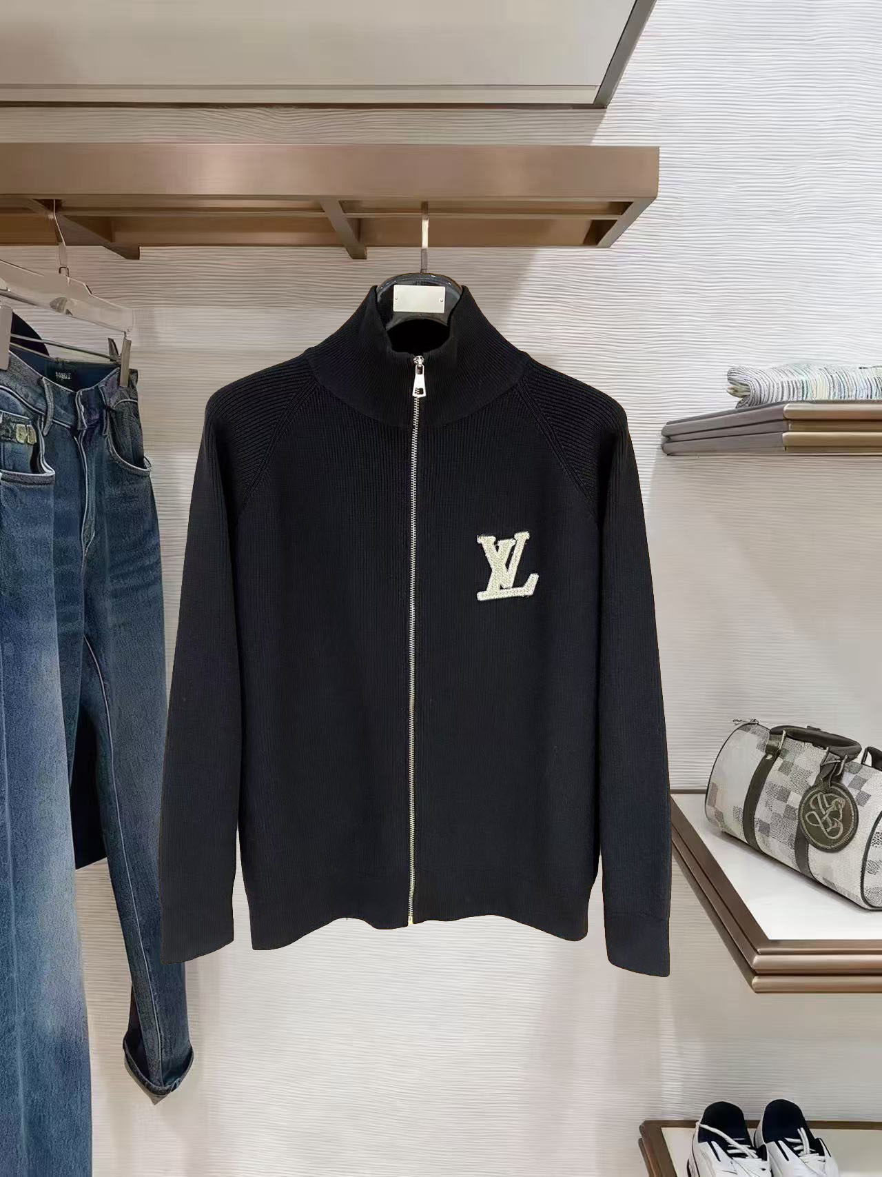 Louis Vuitton Basic Clothing Wool M-l-xl