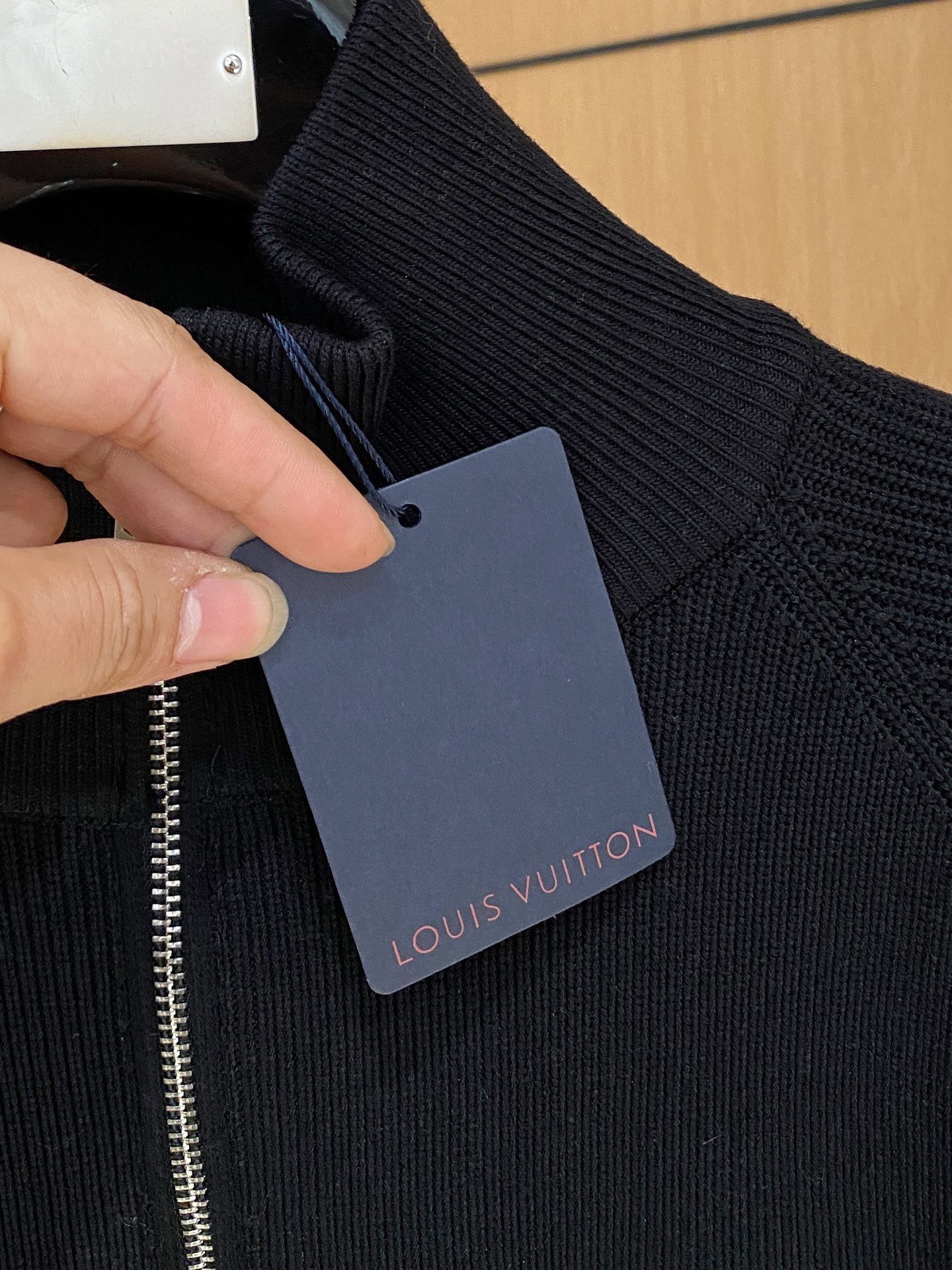 Louis Vuitton Basic Clothing Wool M-l-xl
