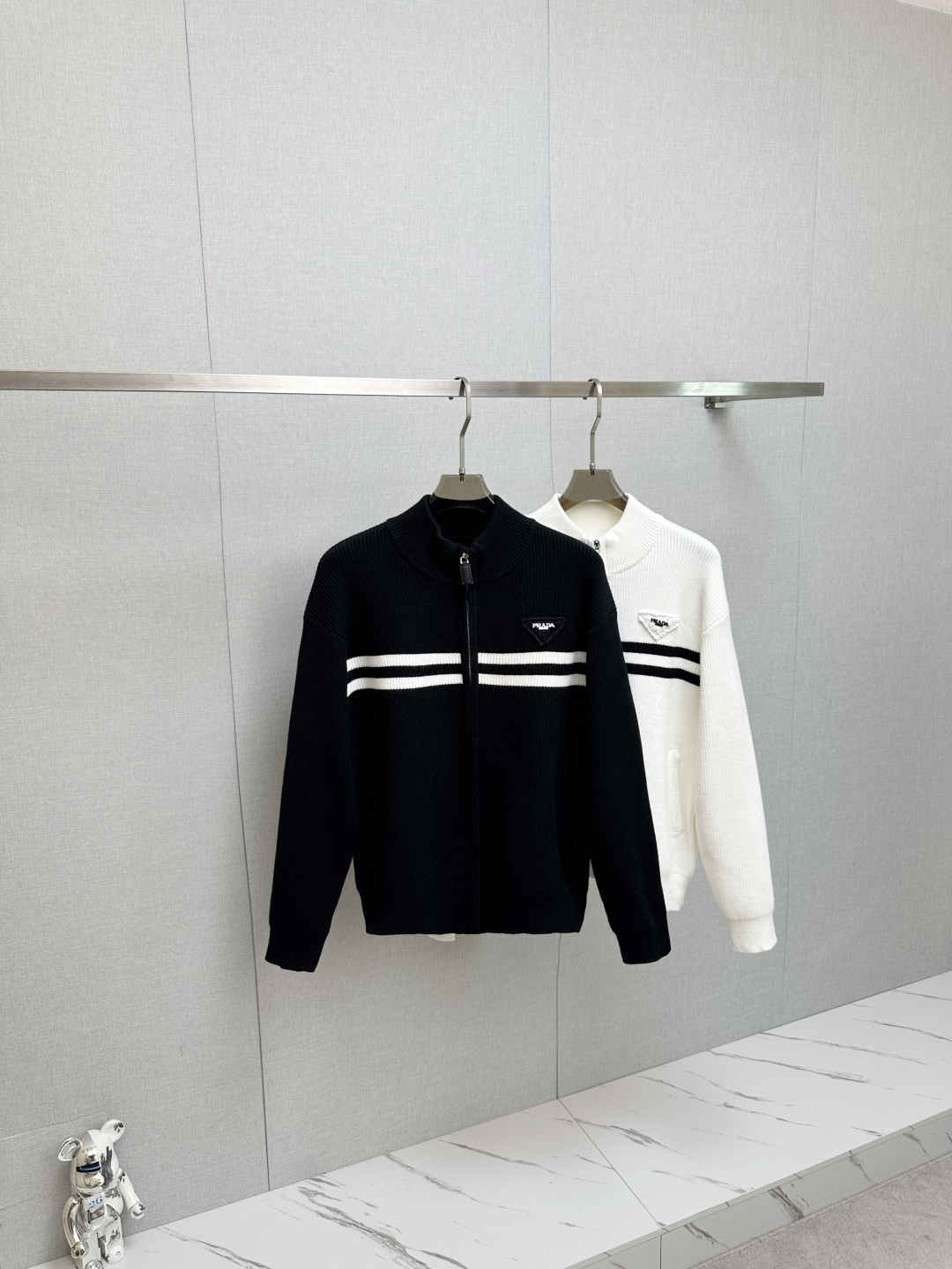 Prada Basic Clothing Wool M-l-xl