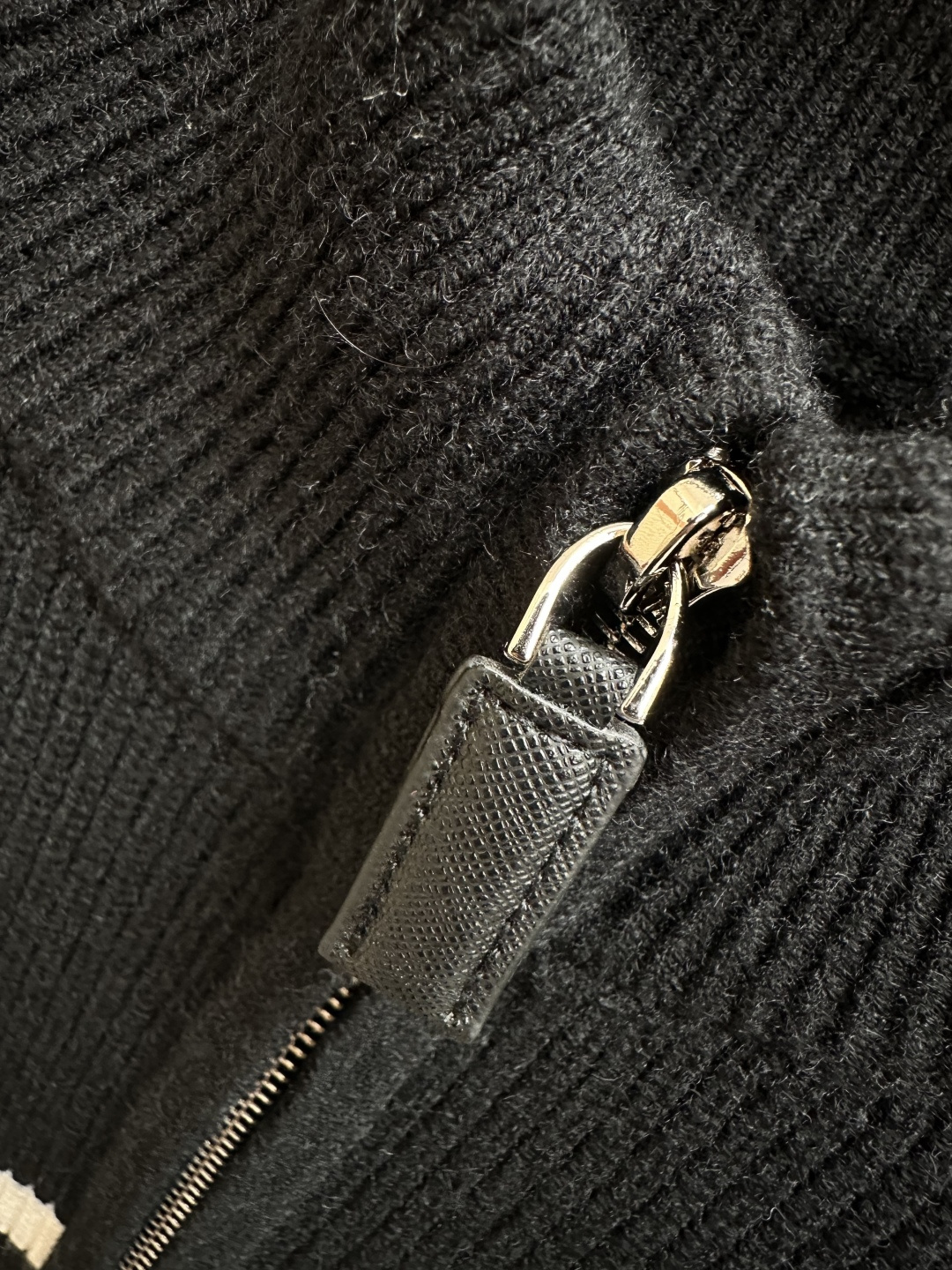 Prada Basic Clothing Wool M-l-xl