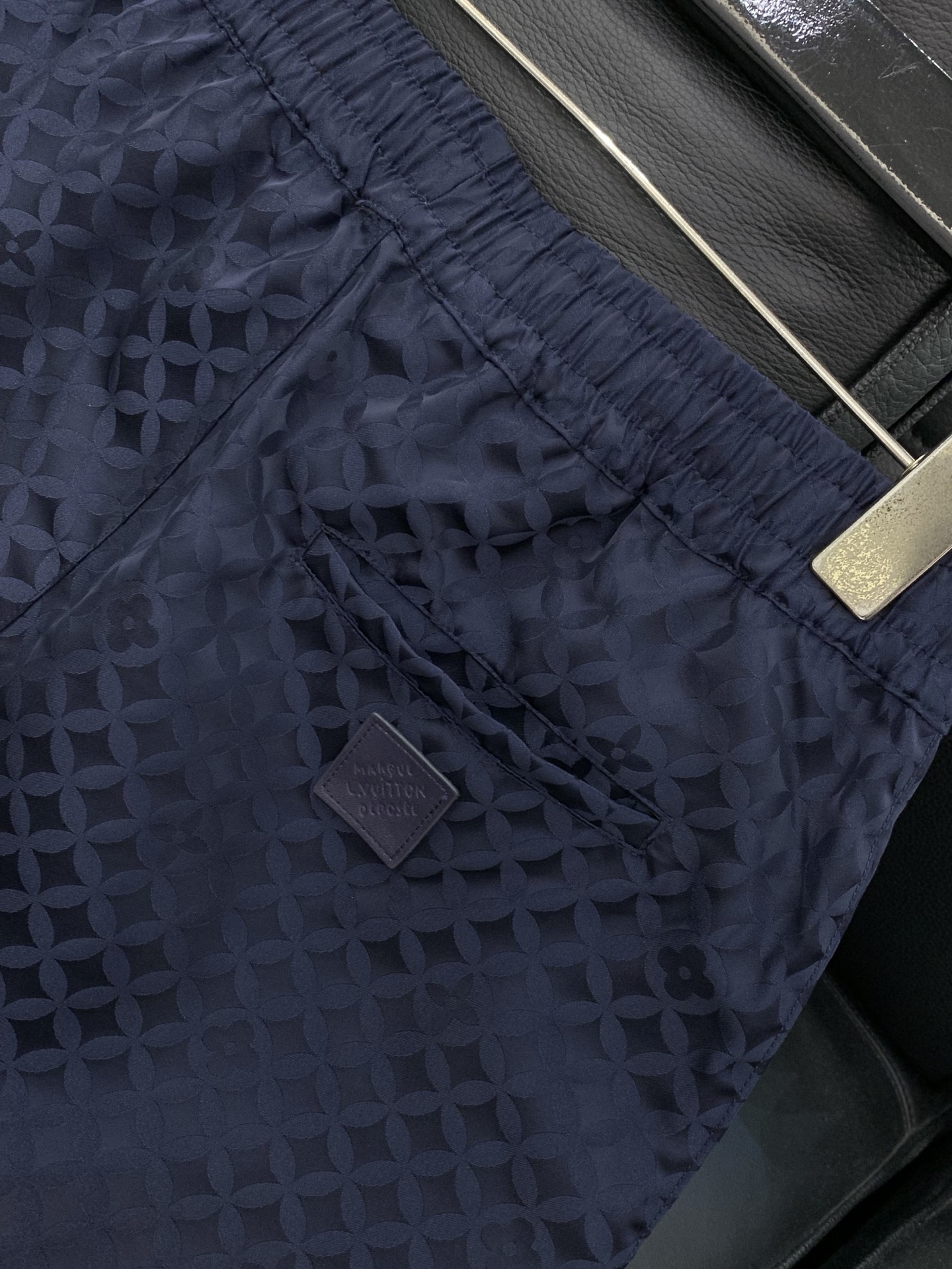 Louis Vuitton Basic Clothing S-m-l-xl