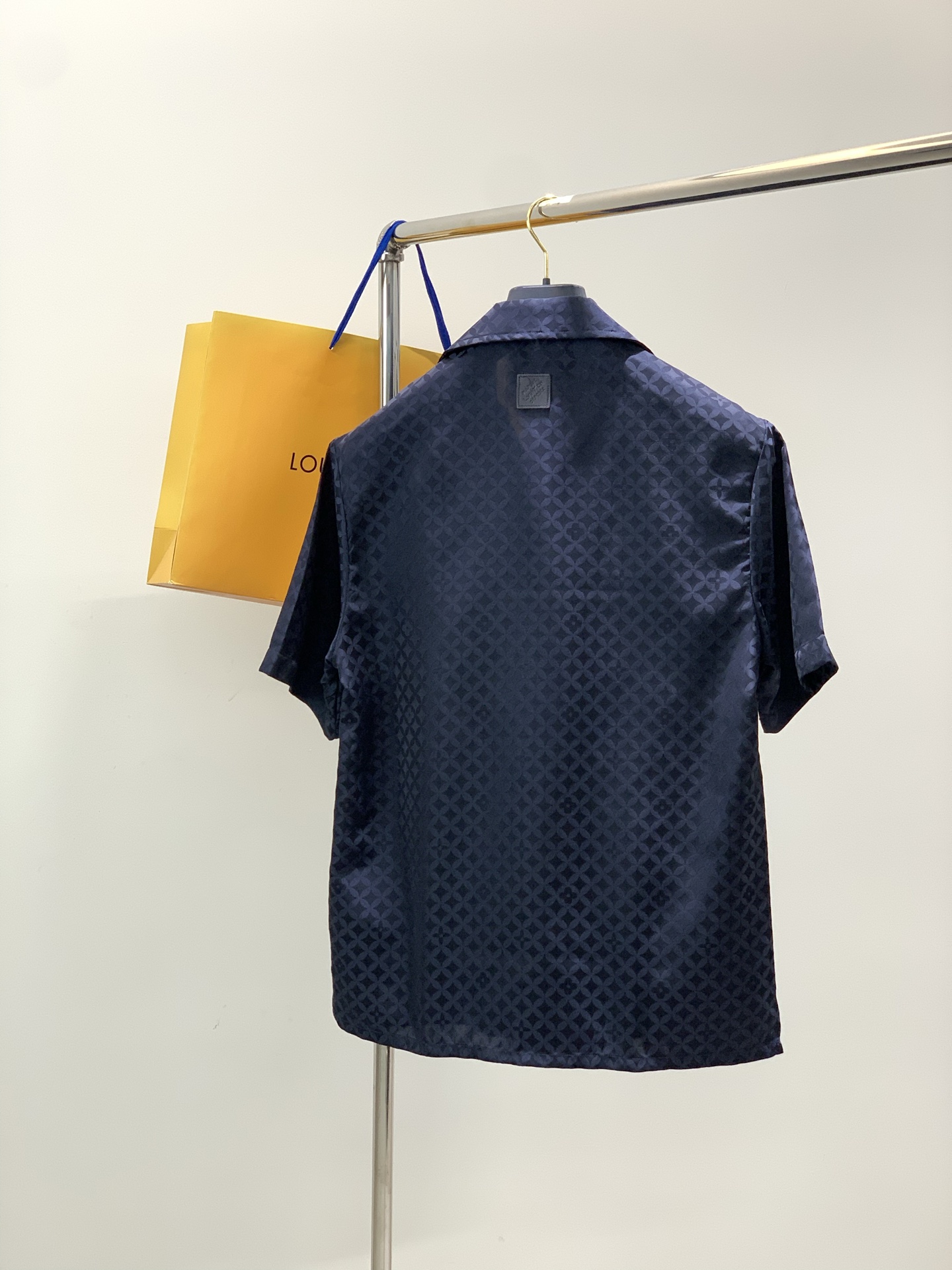 Louis Vuitton Basic Clothing S-m-l-xl