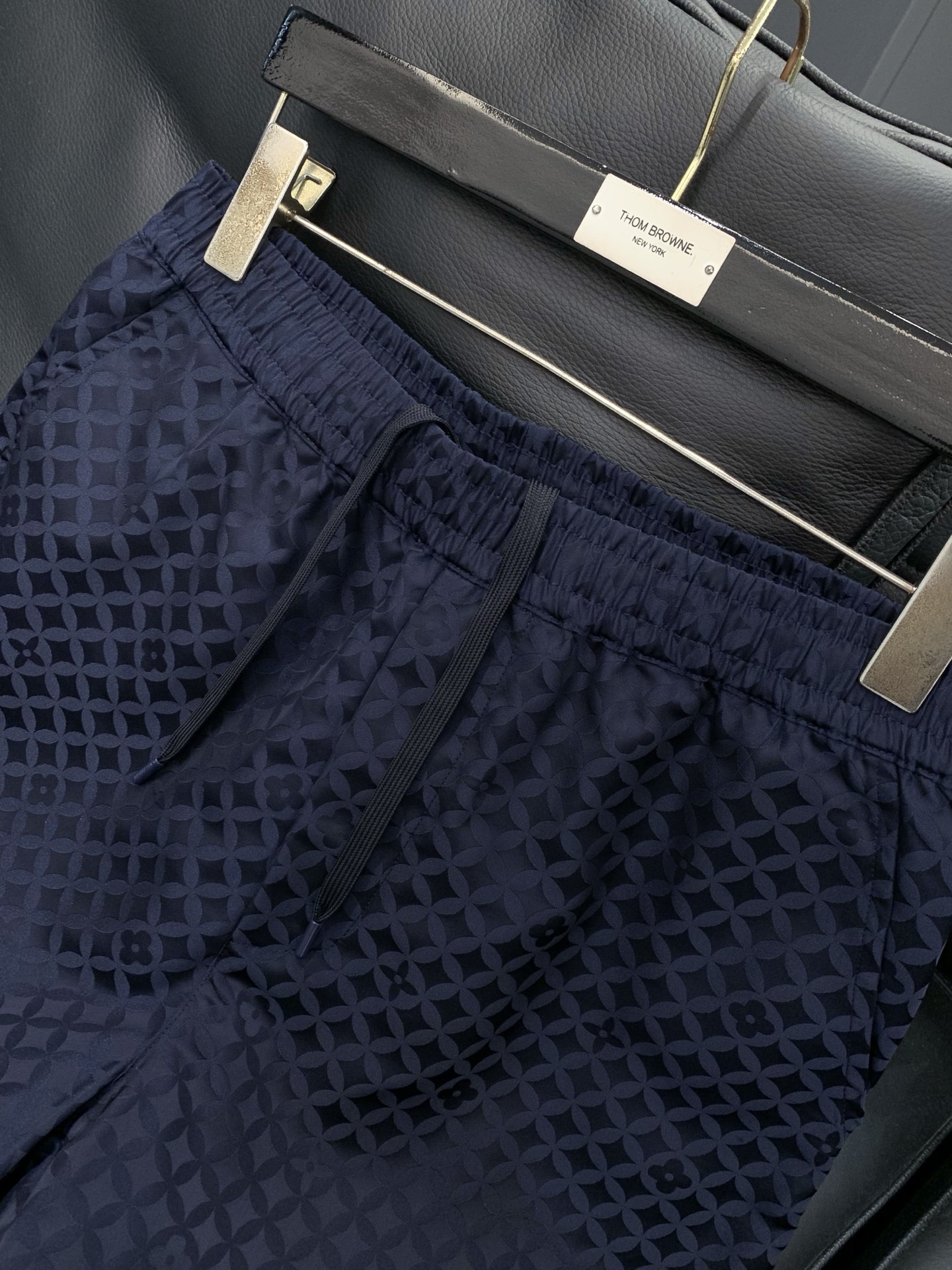 Louis Vuitton Basic Clothing S-m-l-xl
