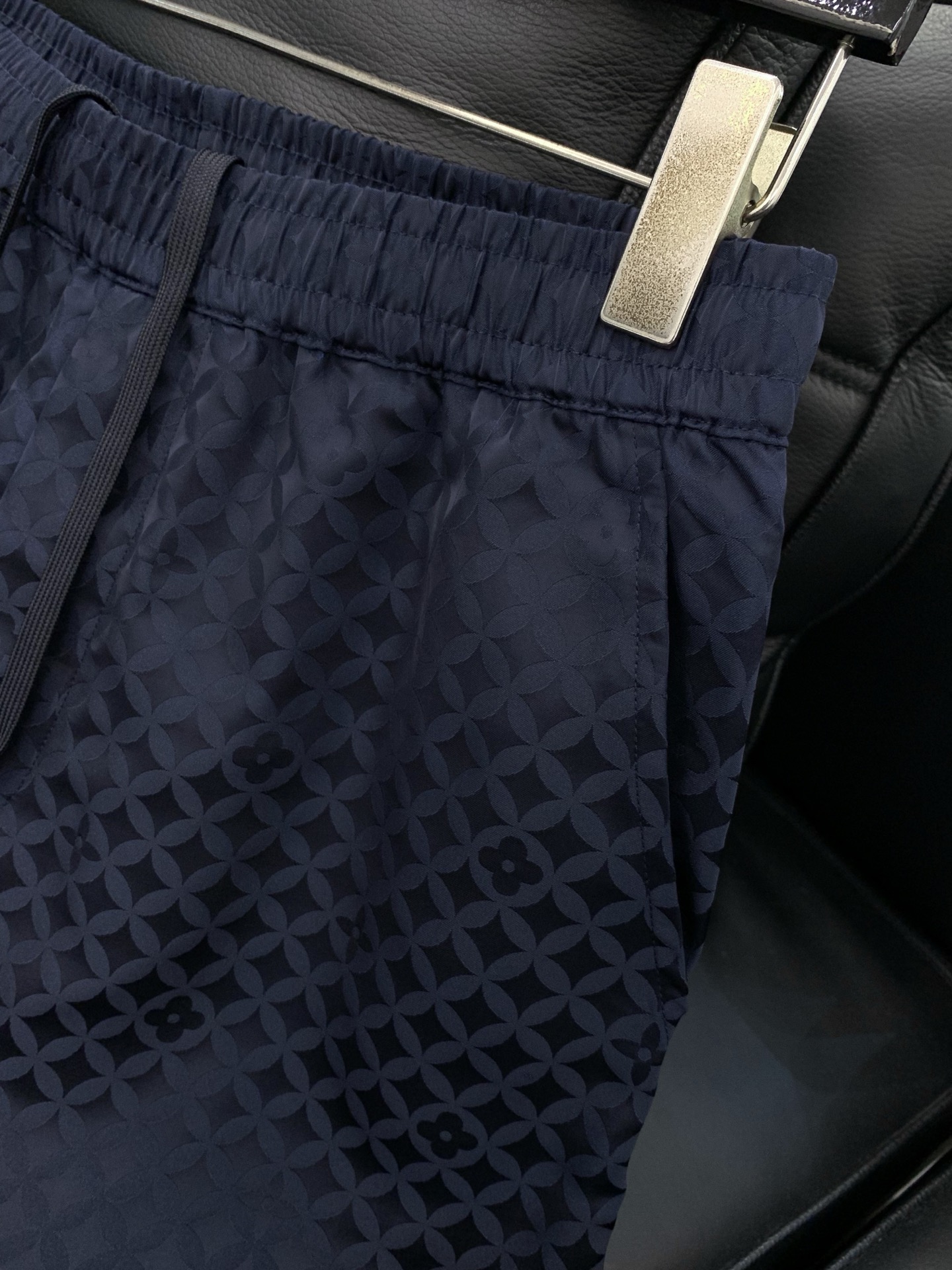 Louis Vuitton Basic Clothing S-m-l-xl