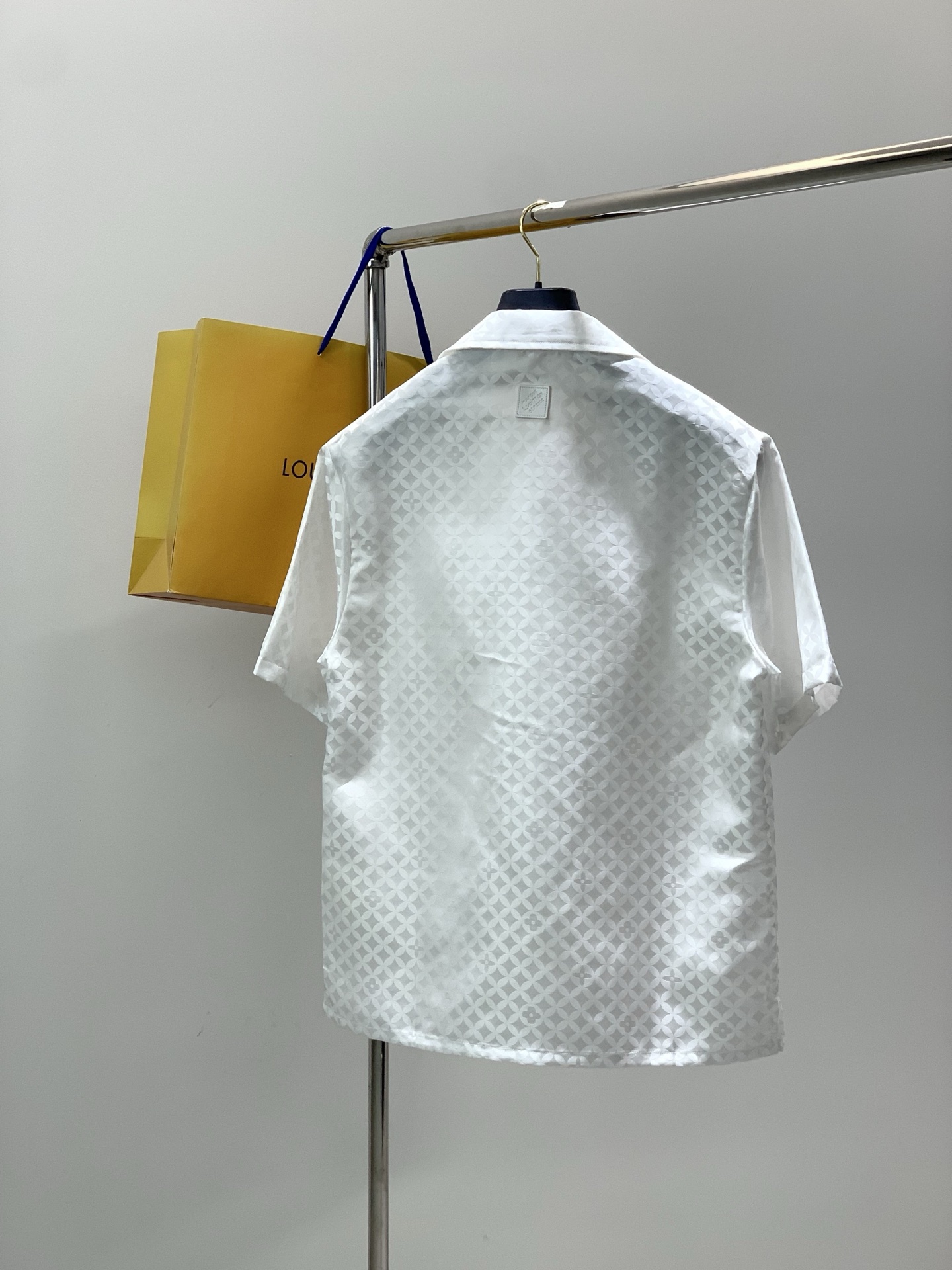 Louis Vuitton Basic Clothing S-m-l-xl