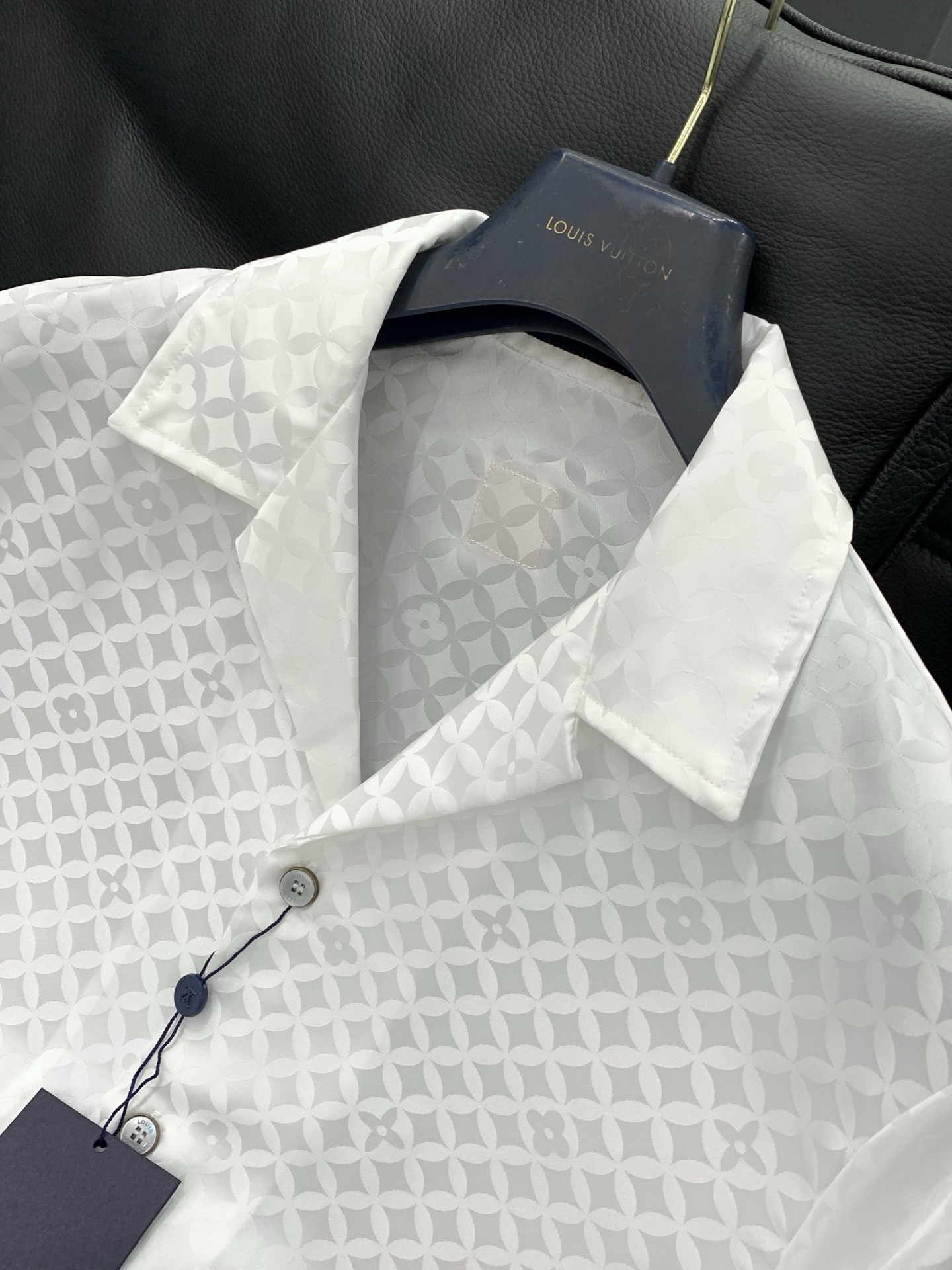 Louis Vuitton Basic Clothing S-m-l-xl