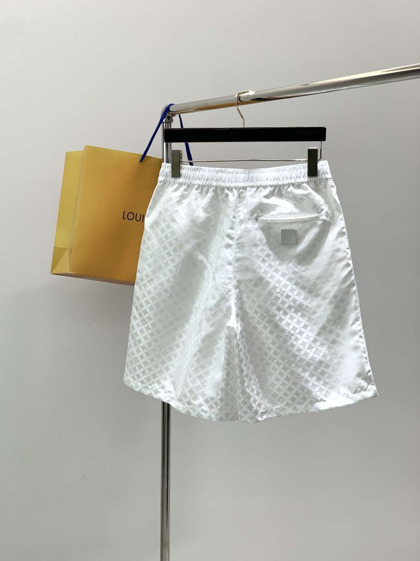 Louis Vuitton Basic Clothing S-m-l-xl