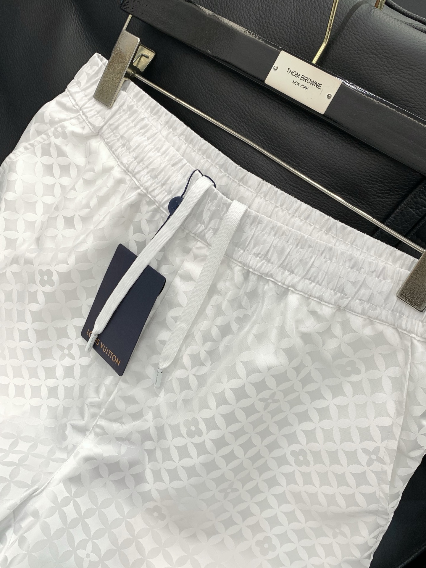 Louis Vuitton Basic Clothing S-m-l-xl