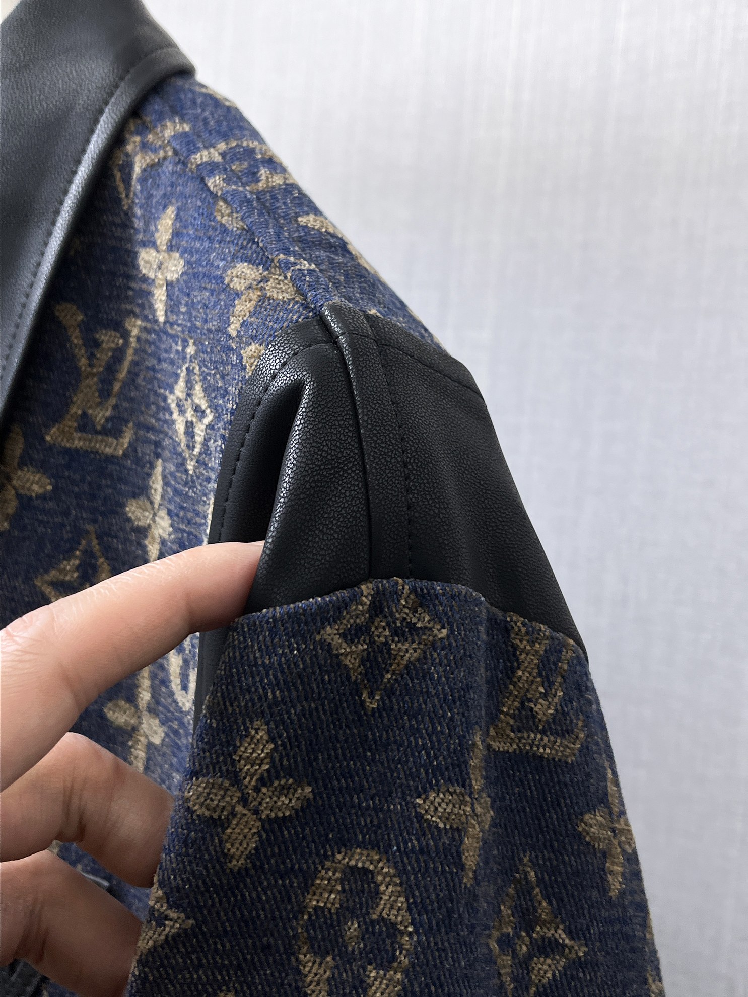 Louis Vuitton Male Jacket S-m-l-xl