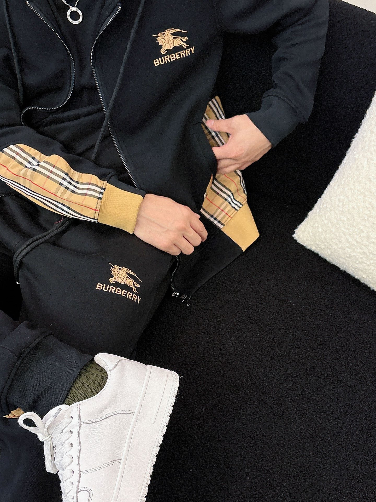 Burberry Basic Clothing Cotton M-xl