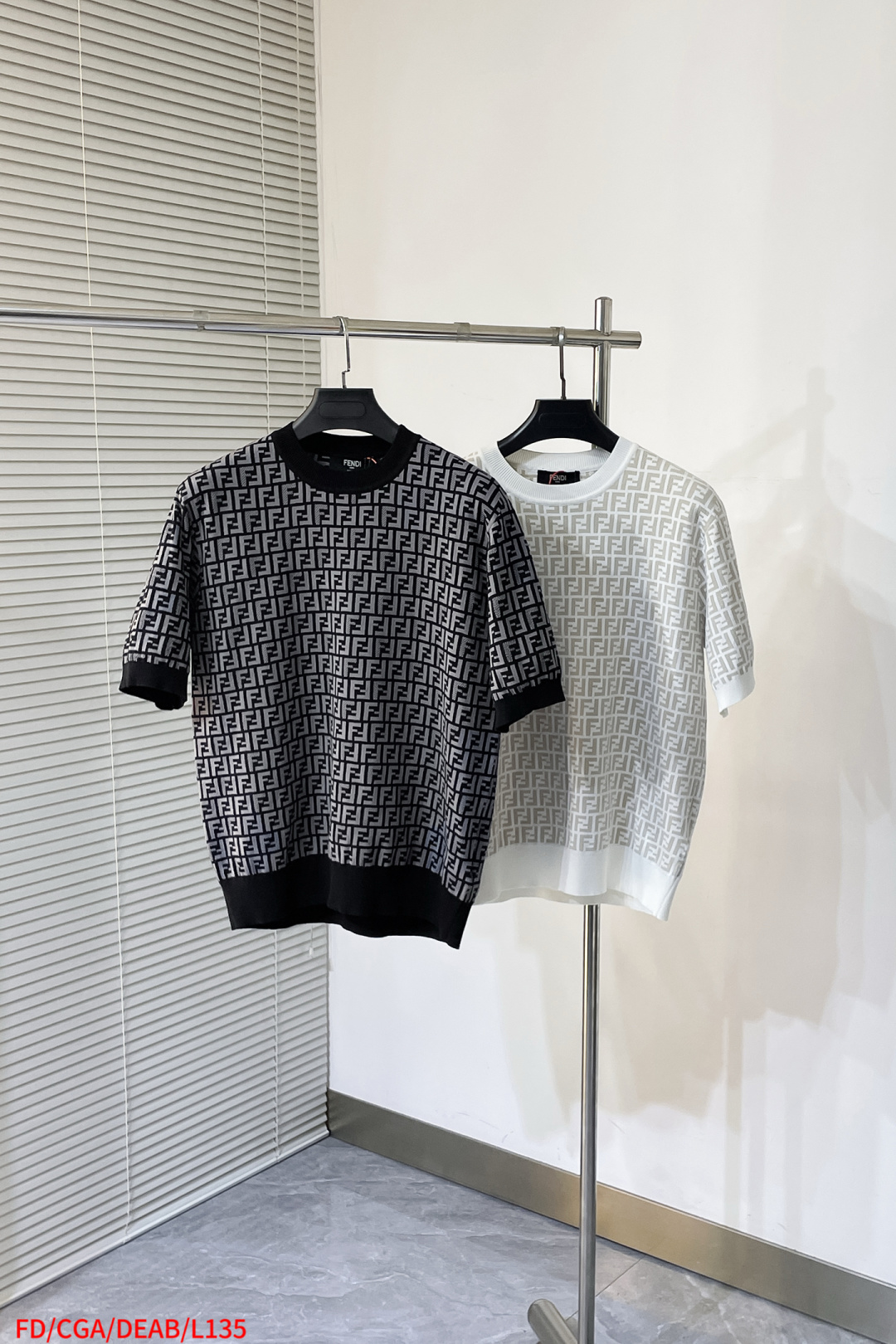 Fendi Basic Clothing Knitted White S-l