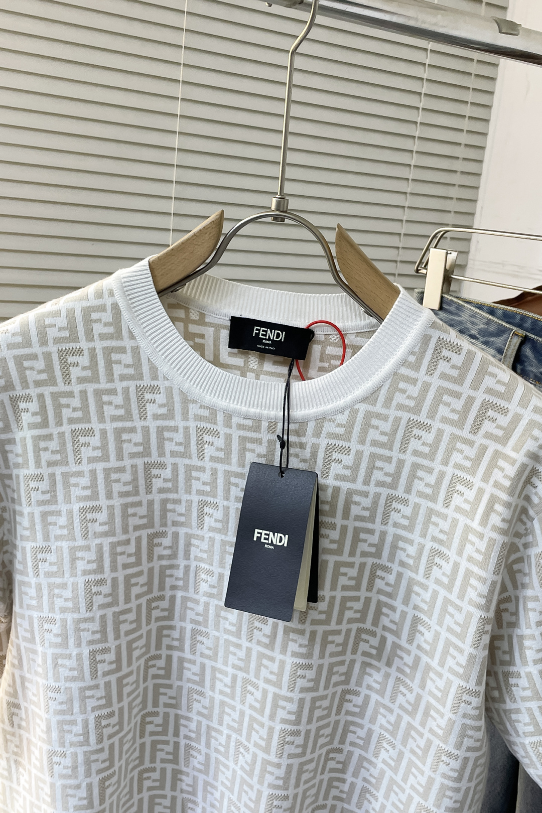 Fendi Basic Clothing Knitted White S-l