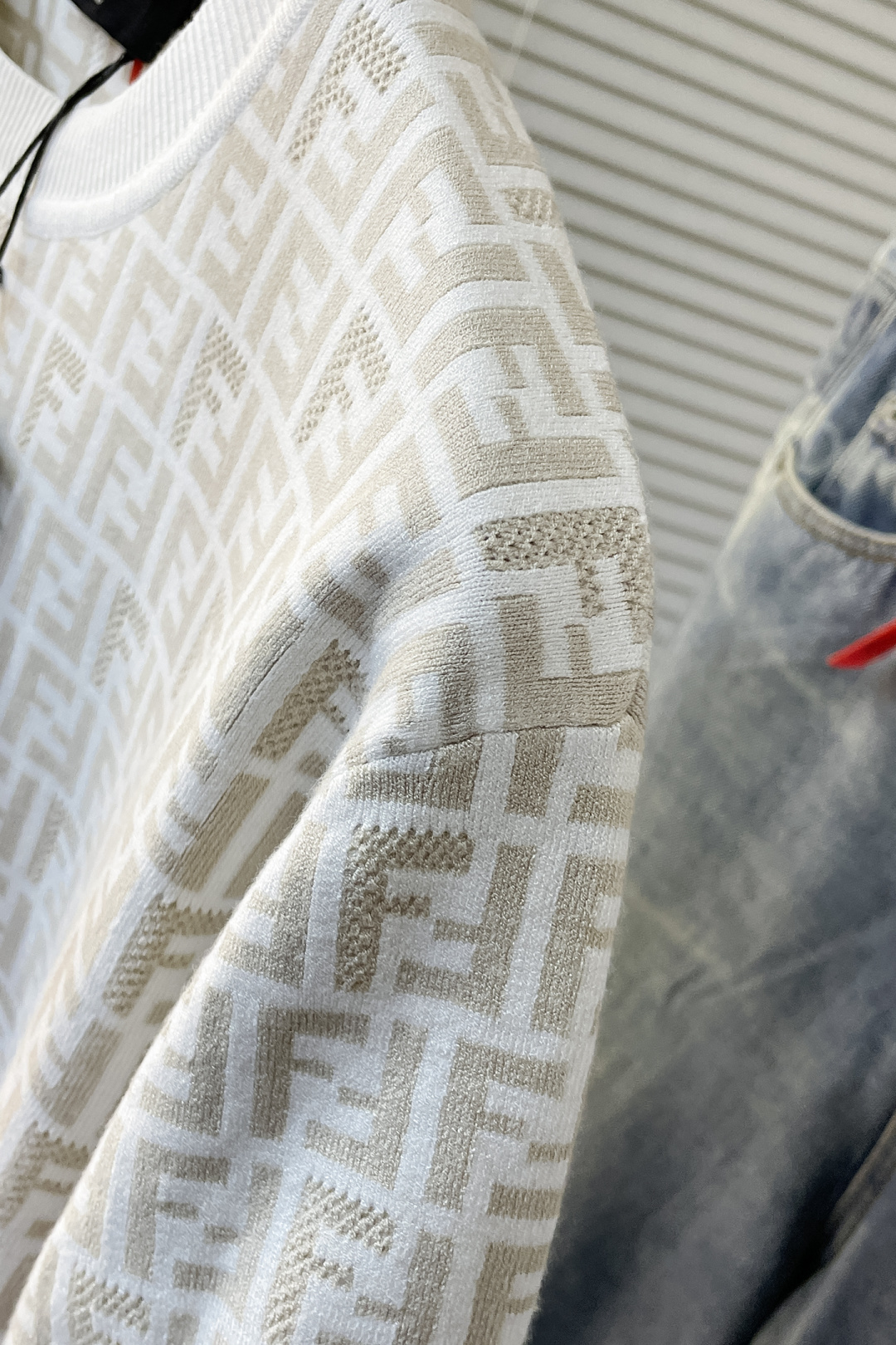 Fendi Basic Clothing Knitted White S-l