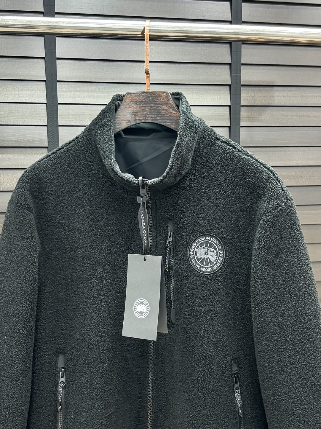 Canada Goose Basic Clothing M-xl