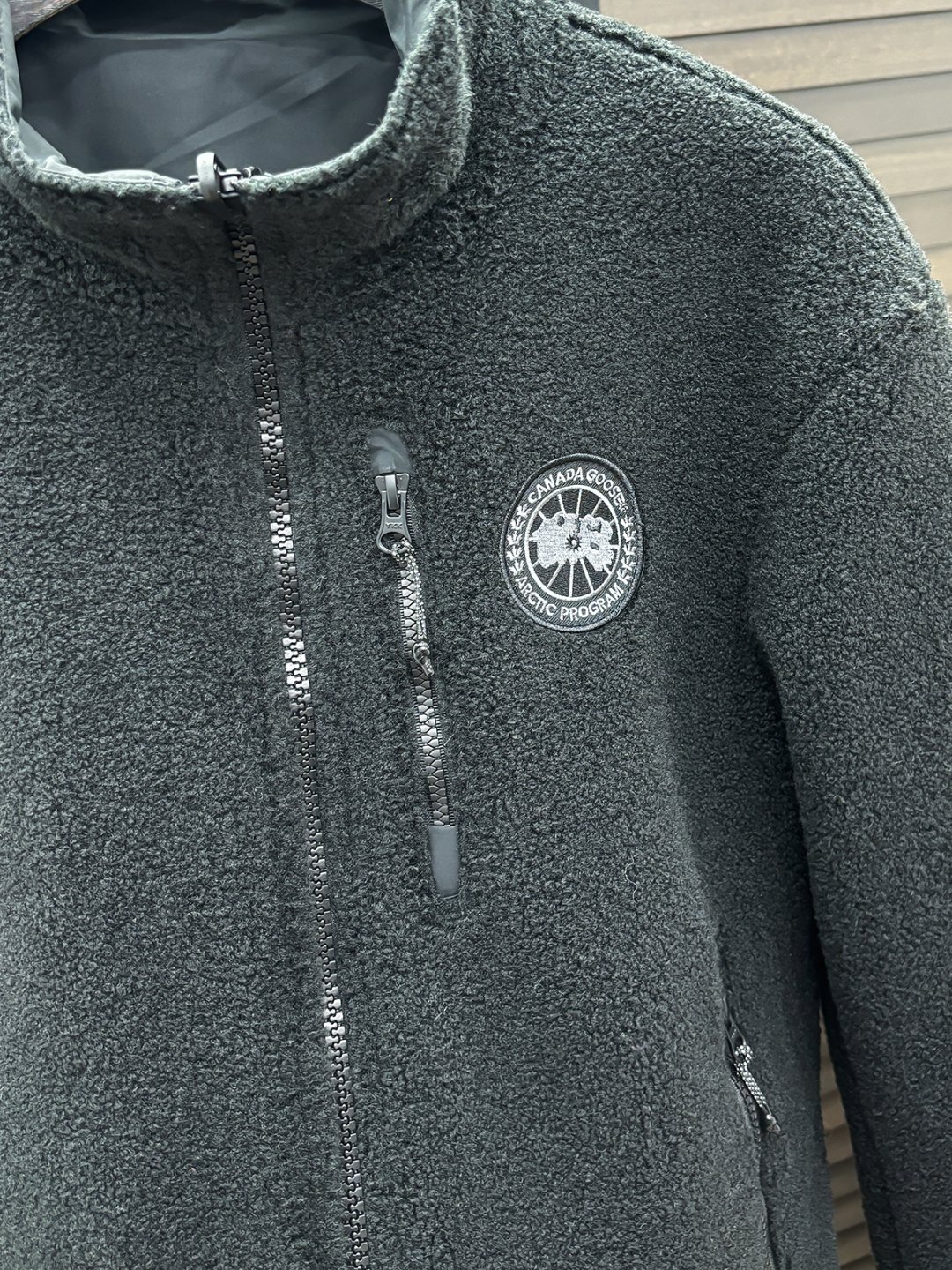 Canada Goose Basic Clothing M-xl