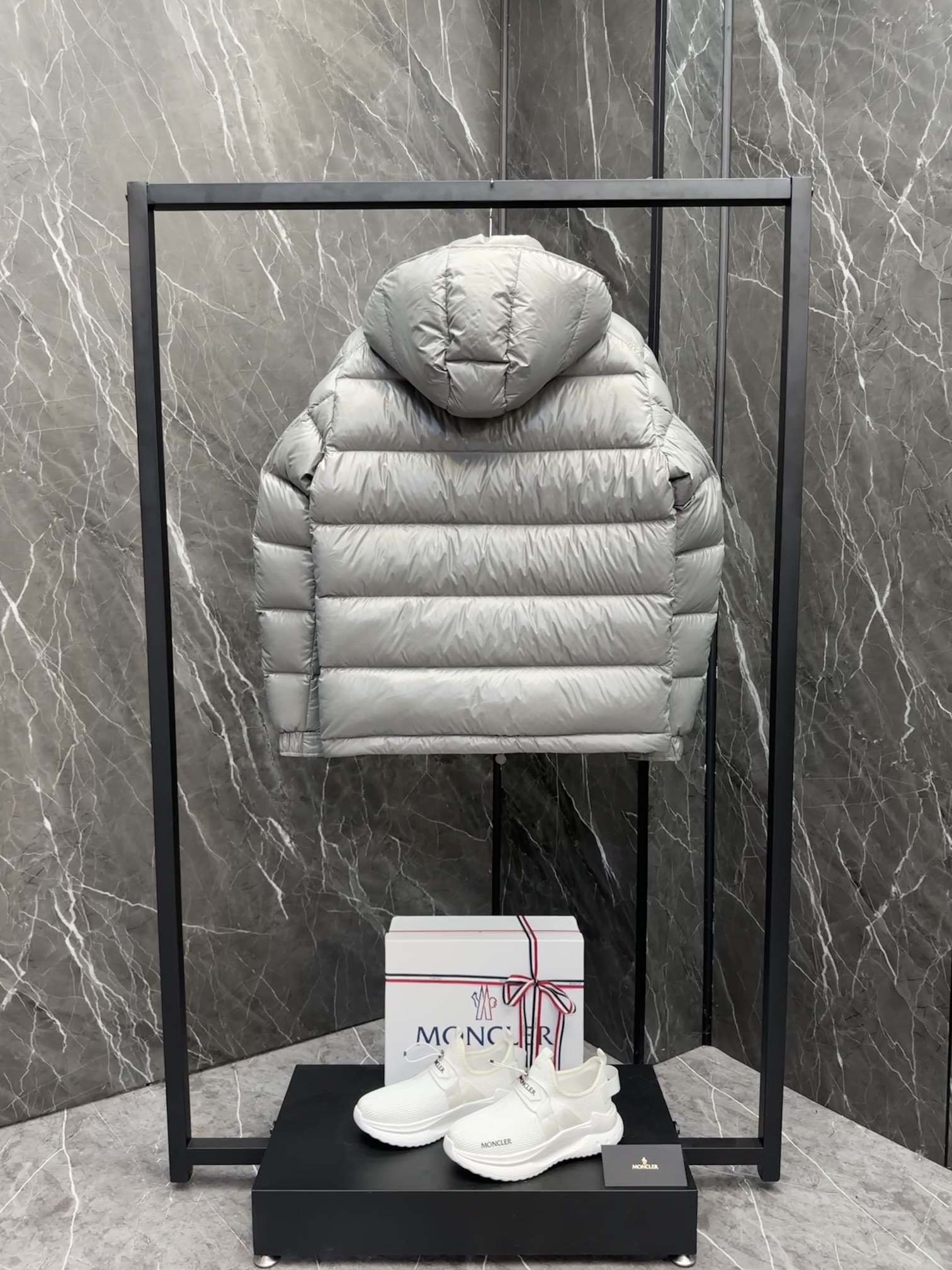 Moncler Male Down Jacket Goose Down Gray Couple Style S-m-l