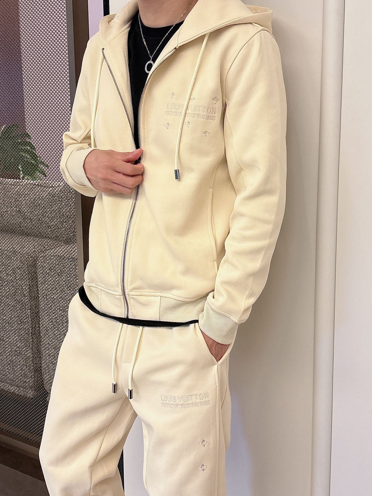 Louis Vuitton Basic Clothing Cotton M-l-xl