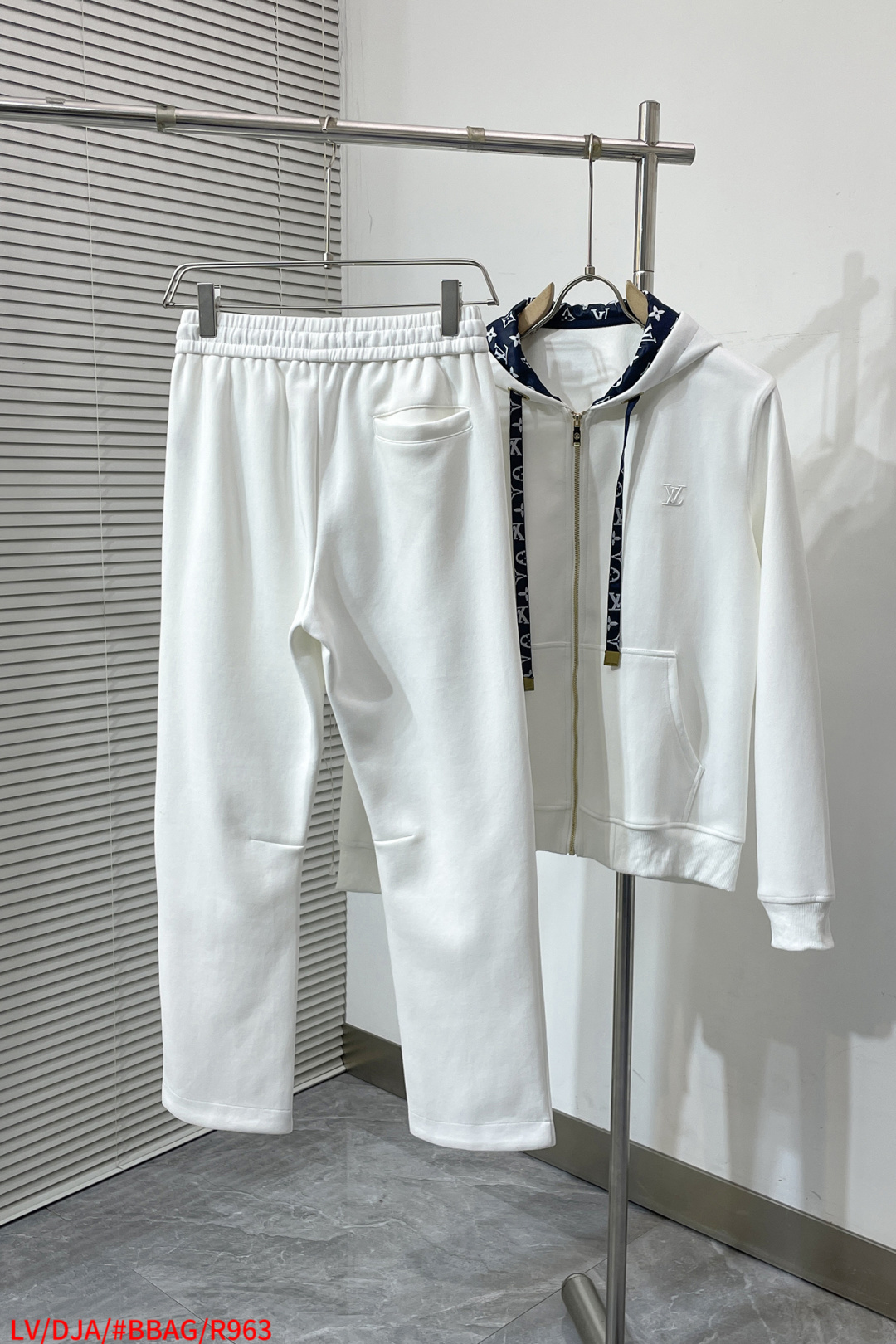 Louis Vuitton Basic Clothing Hooded S-m-l-xl