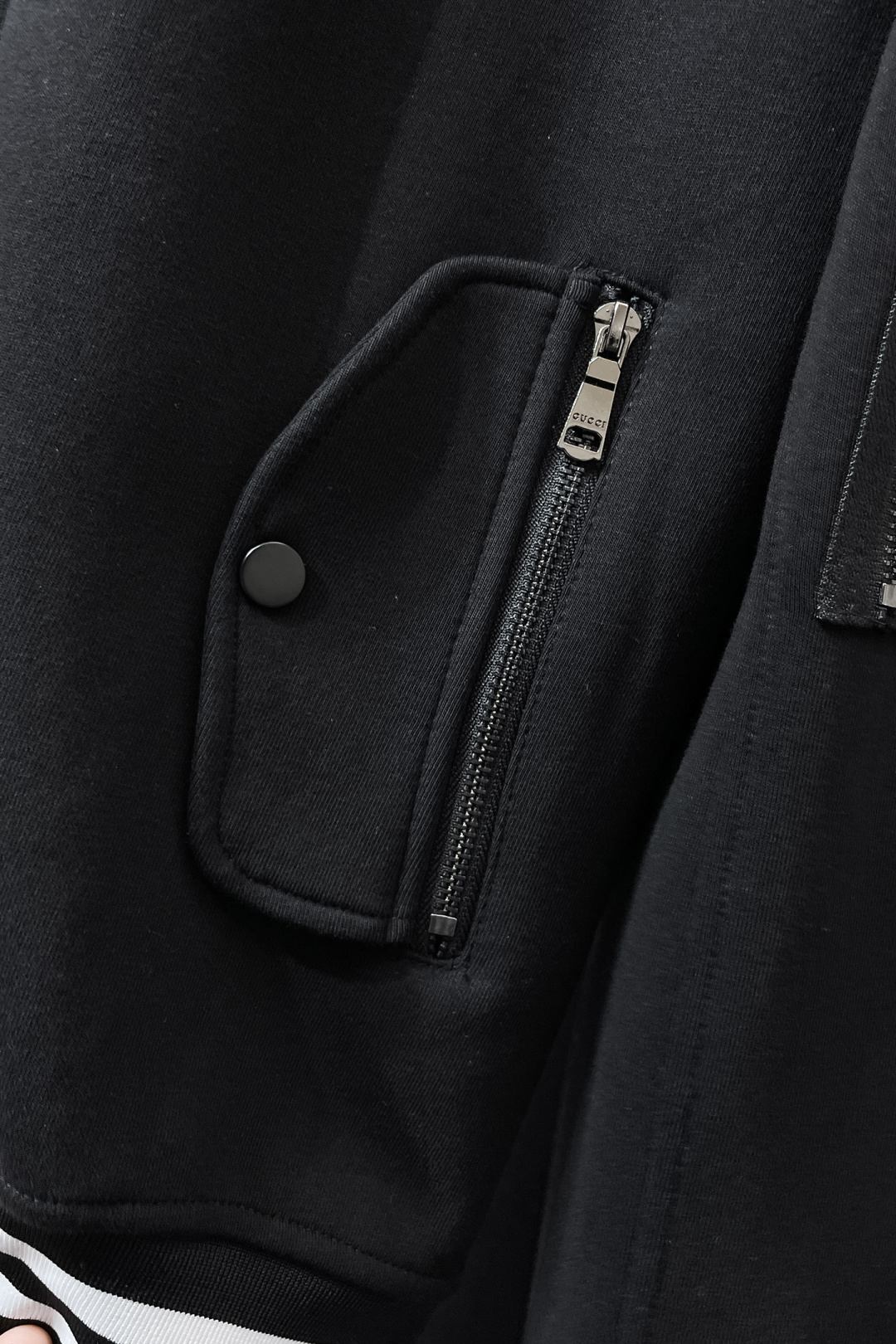 Gucci Basic Clothing M-xl