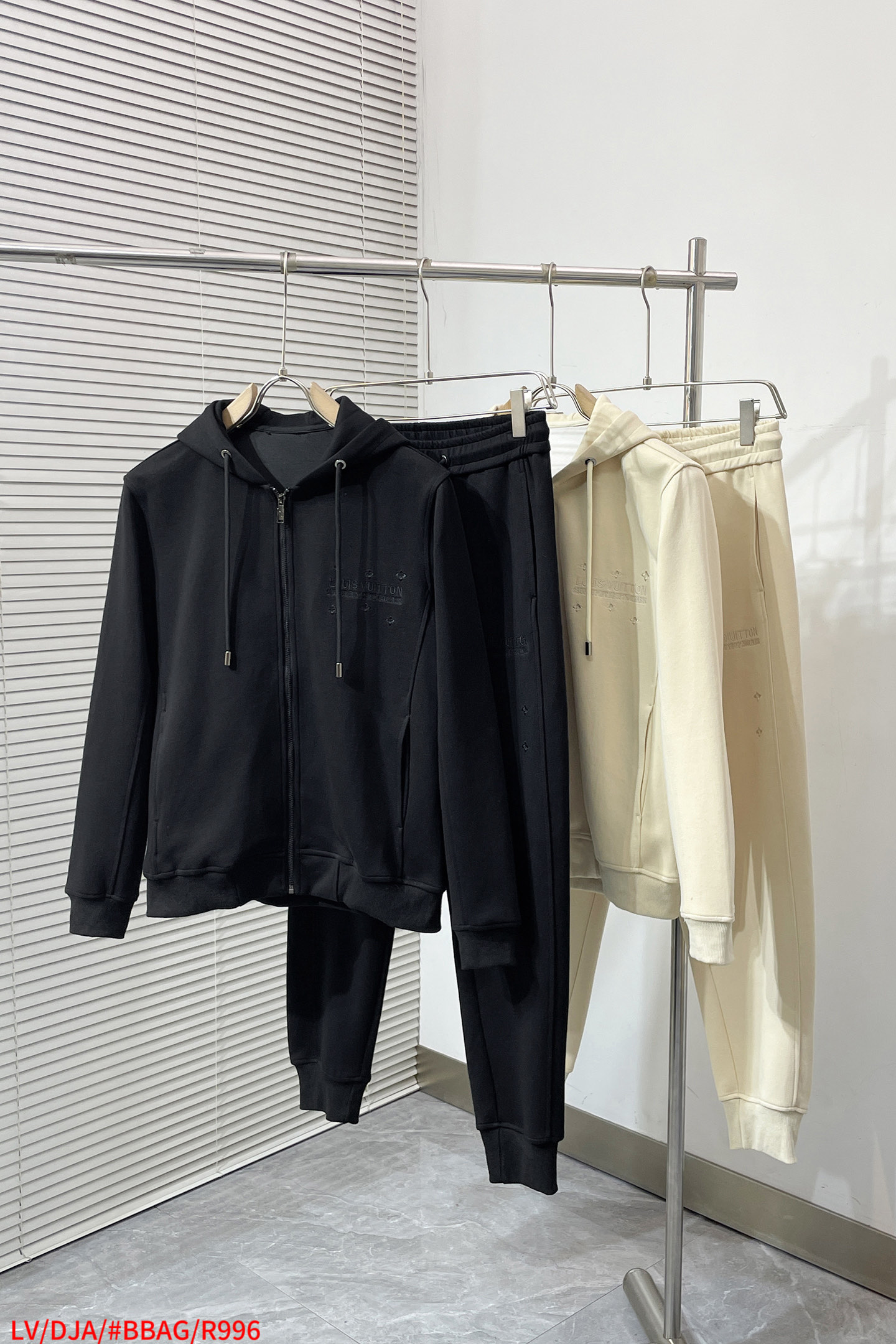 Louis Vuitton Basic Clothing Hooded S-m-l-xl