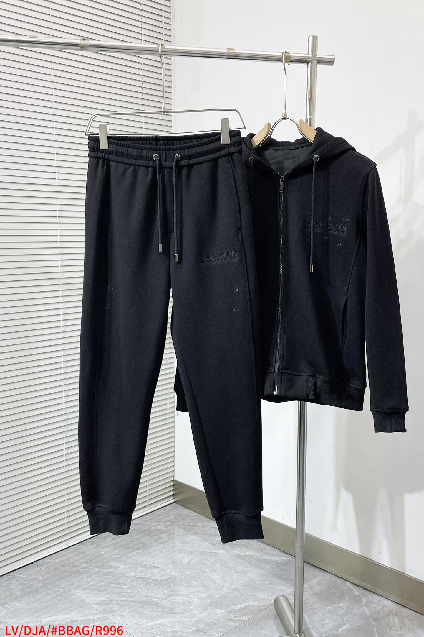 Louis Vuitton Basic Clothing Hooded S-m-l-xl