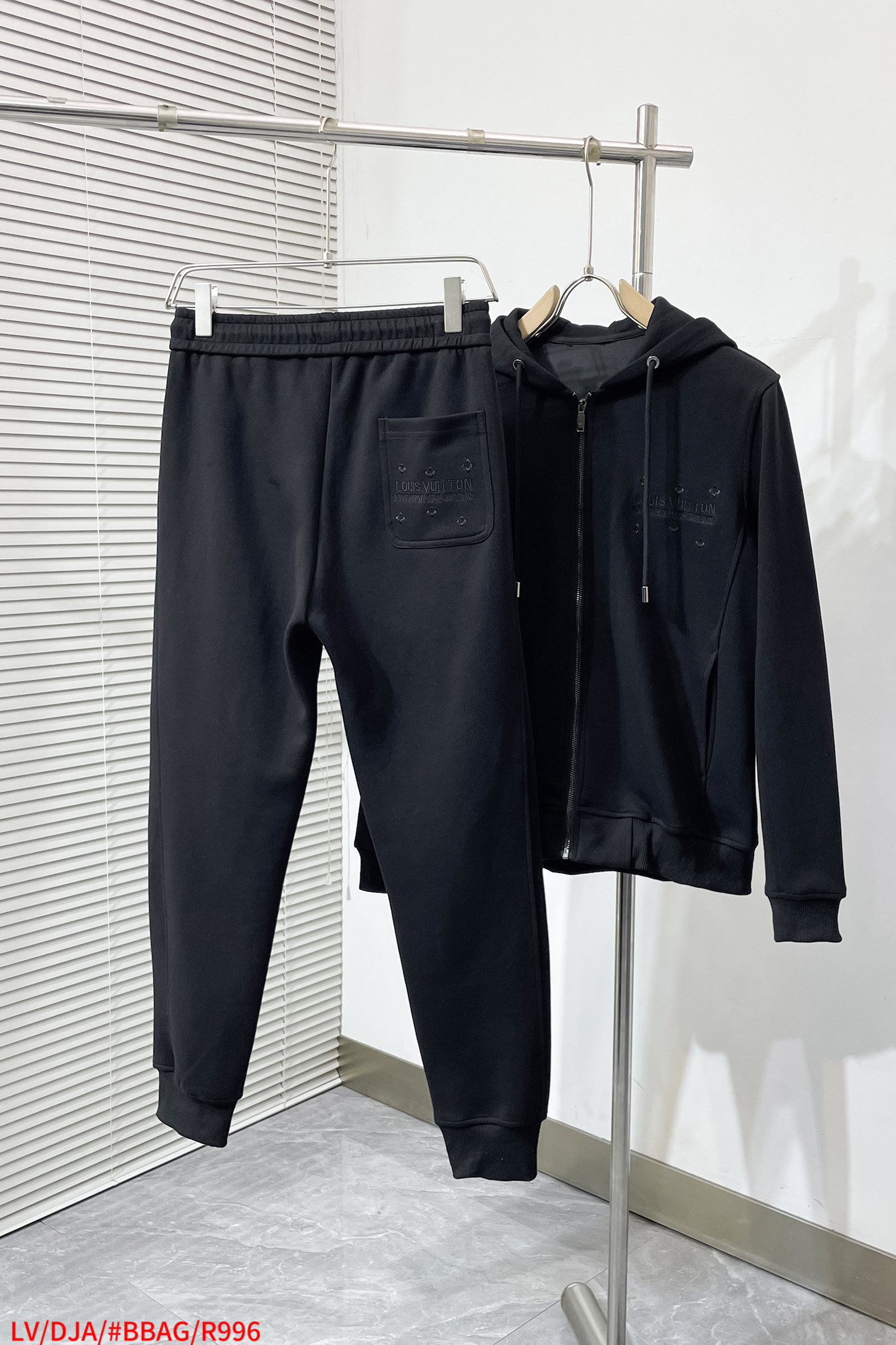 Louis Vuitton Basic Clothing Hooded S-m-l-xl