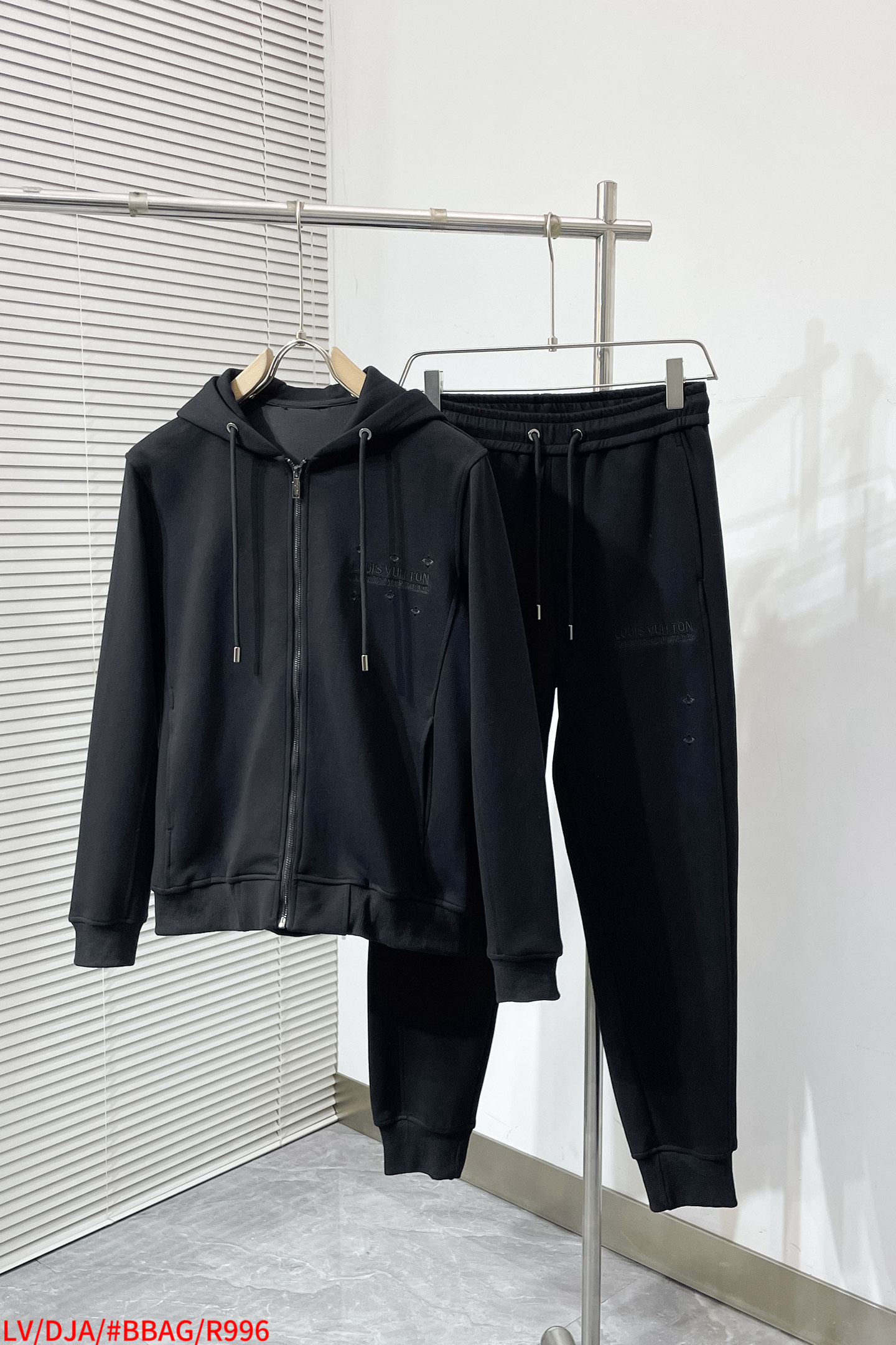 Louis Vuitton Basic Clothing Hooded S-m-l-xl