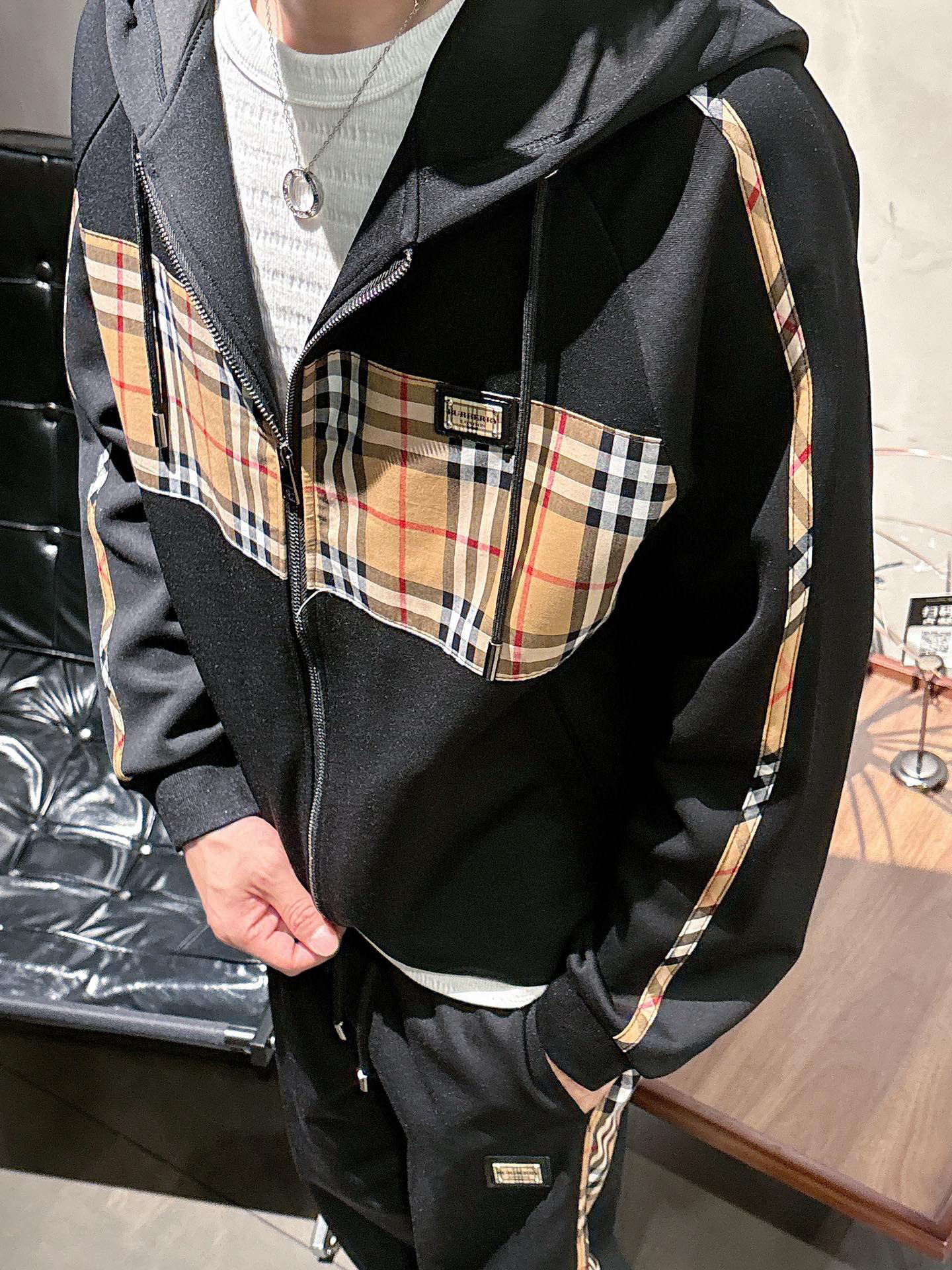 Burberry Basic Clothing M-xl
