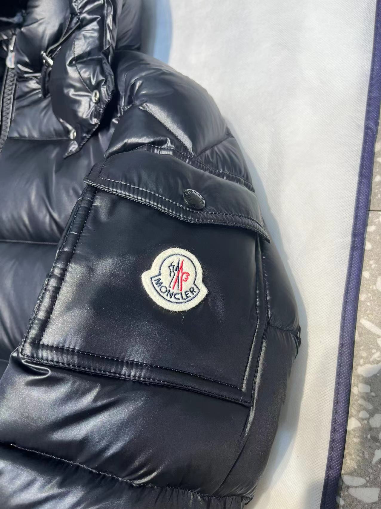 Moncler Jacket Goose Down Black M-l-123