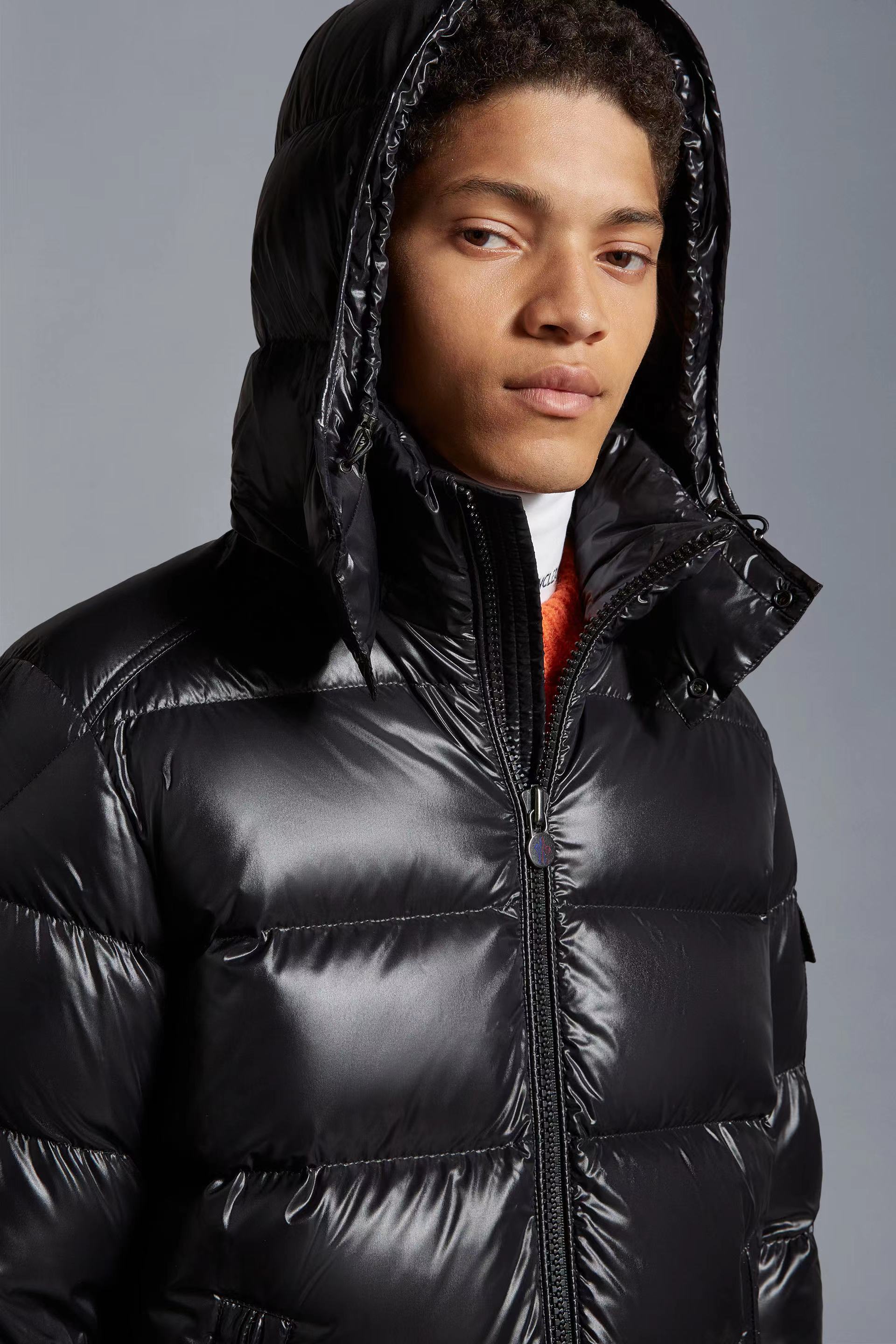 Moncler Down Jacket Black M-l