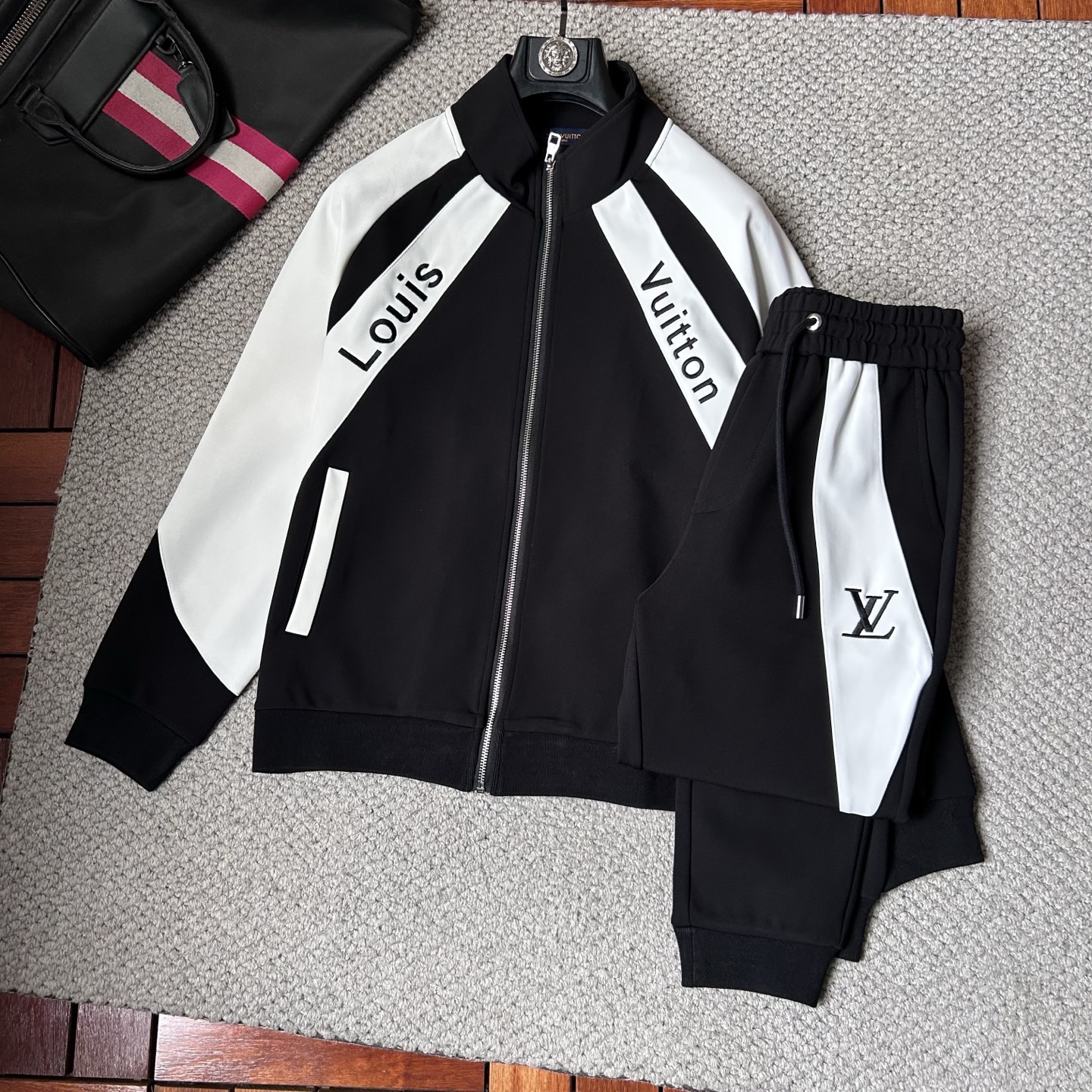 Louis Vuitton Basic Clothing Cotton M-l-xl