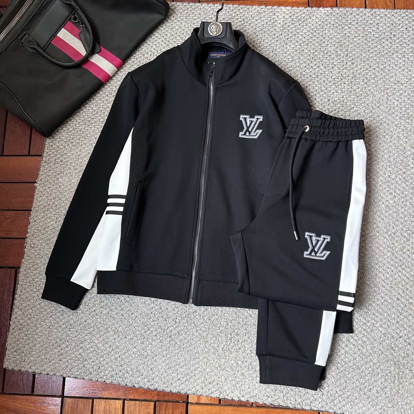 Louis Vuitton Basic Clothing Cotton M-l-xl
