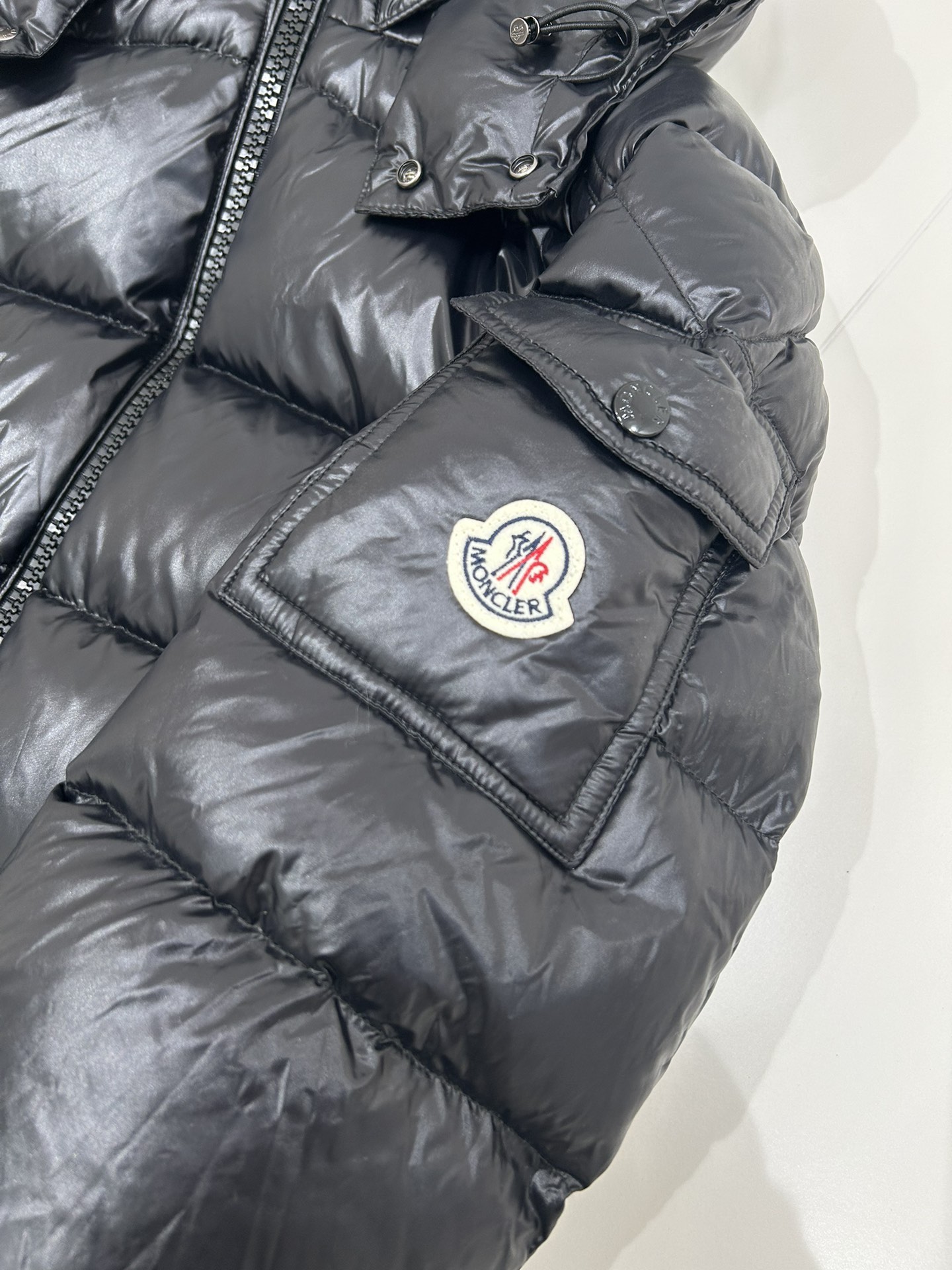 Moncler Down Jacket White Duck Down Gray Hooded M-l
