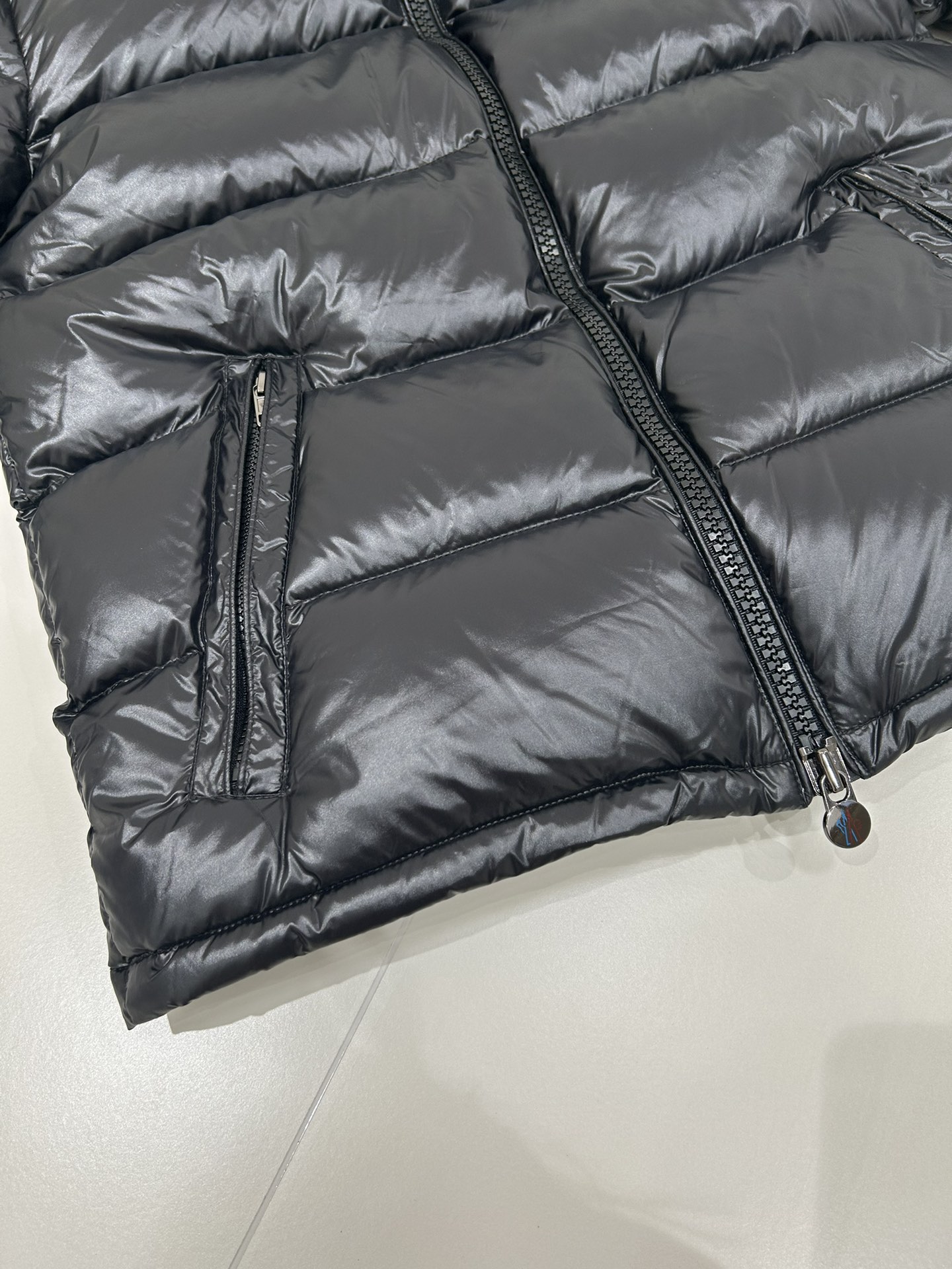 Moncler Down Jacket White Duck Down Gray Hooded M-l