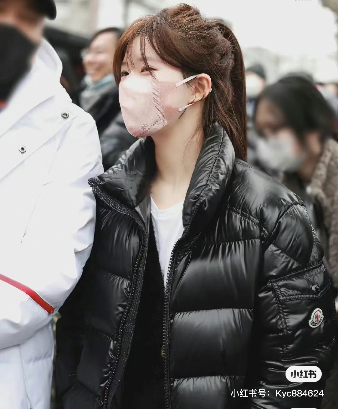Moncler Down Jacket White Duck Down Hooded M-l