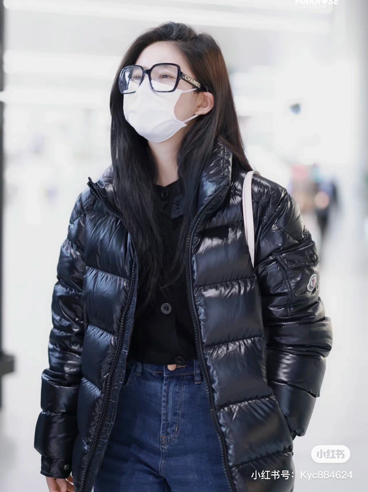 Moncler Down Jacket White Duck Down Hooded M-l