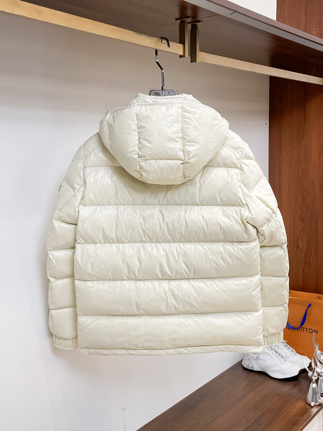 Moncler Down Jacket S-m-l-xl